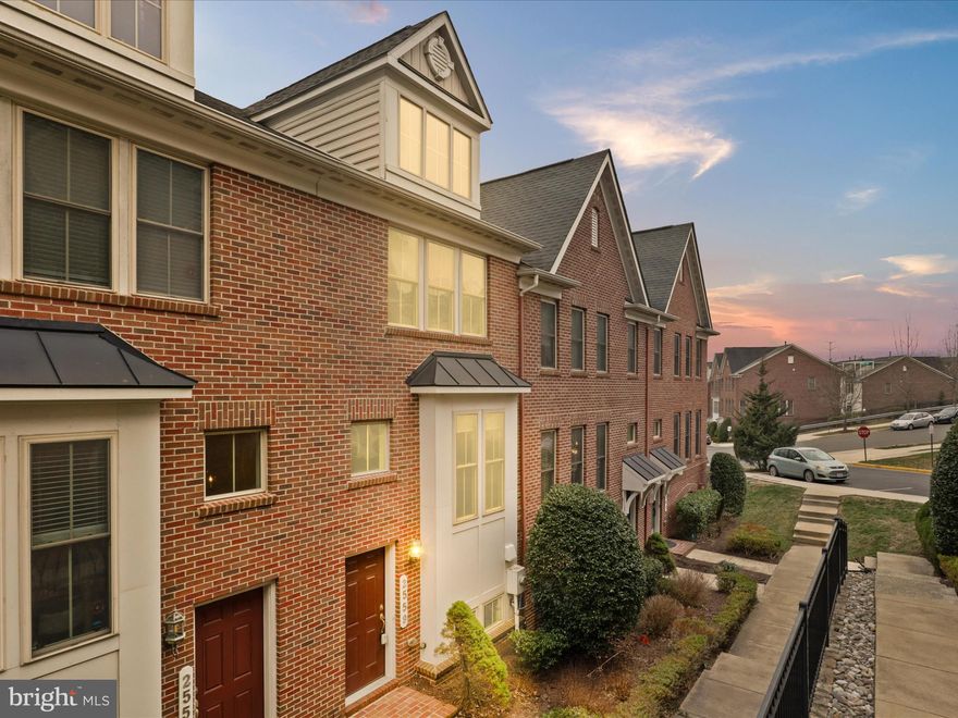 *** OPEN HOUSE SATURDAY, MARCH 22 1-3PM ***

Welcome to 2559 S Kenmore Ct, a stunning townhome nestled in the Shirlington Crest. This beautifully maintained residence offers 2 spacious bedrooms and 2.5 modern bathrooms.

This Stanley Martin home is the larger of the Aquitaine models, featuring more living and dining space with a more seamless flow than the other and offers more primary bedroom closet space and a double vanity in the primary en-suite bathroom unlike the other model.

Open floorplan with hardwood floors on the main level, providing a warm and inviting atmosphere. The gourmet kitchen is a chef's dream, featuring sleek granite countertops, stainless steel appliances, a double oven, and a gas cooktop. Recessed lighting throughout the home enhances the contemporary feel.

The upper level boasts plush carpeting, offering a cozy retreat in the bedrooms. Enjoy the luxury of a 2-car tandem garage, providing ample space for parking and storage.

One of the standout features of this home is the rooftop patio, perfect for entertaining guests or enjoying a quiet evening under the stars.

Located within walking distance to the vibrant shops at Shirlington Village with Harris Teeter, restaurants, a library, and a variety shops, this home offers unparalleled accessibility and convenience. With an easy commute to Washington, D.C., the Pentagon, and Reagan National Airport.