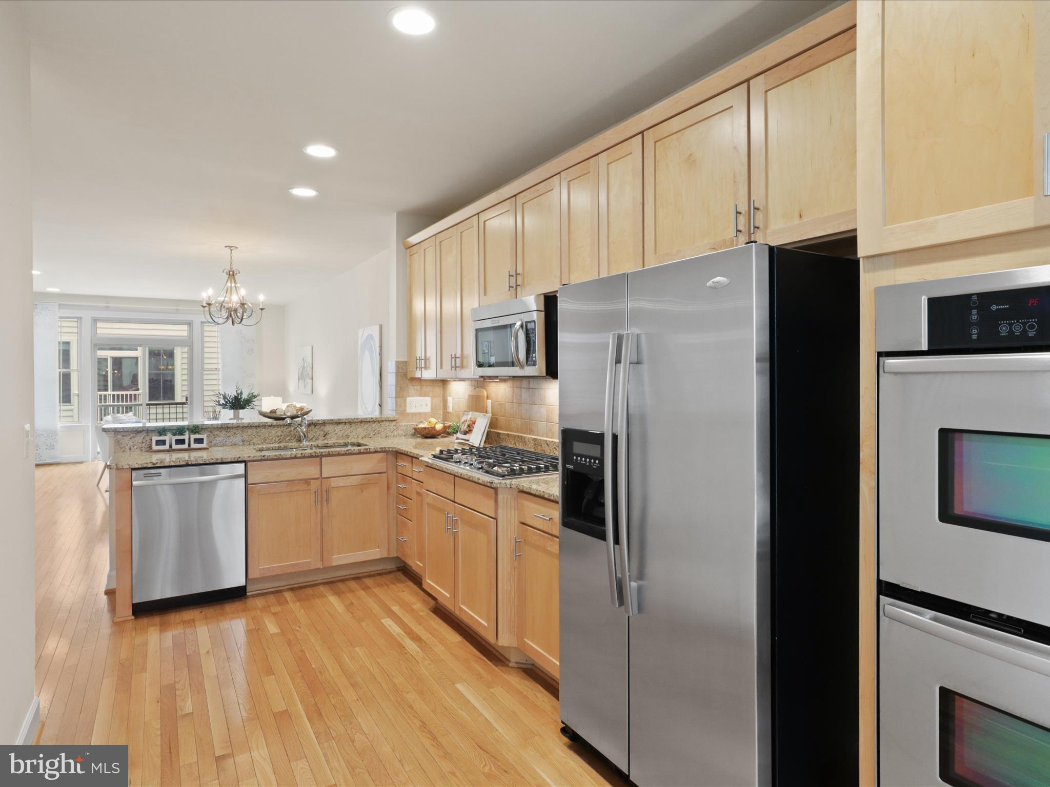 SHIRLINGTON CREST - Residential