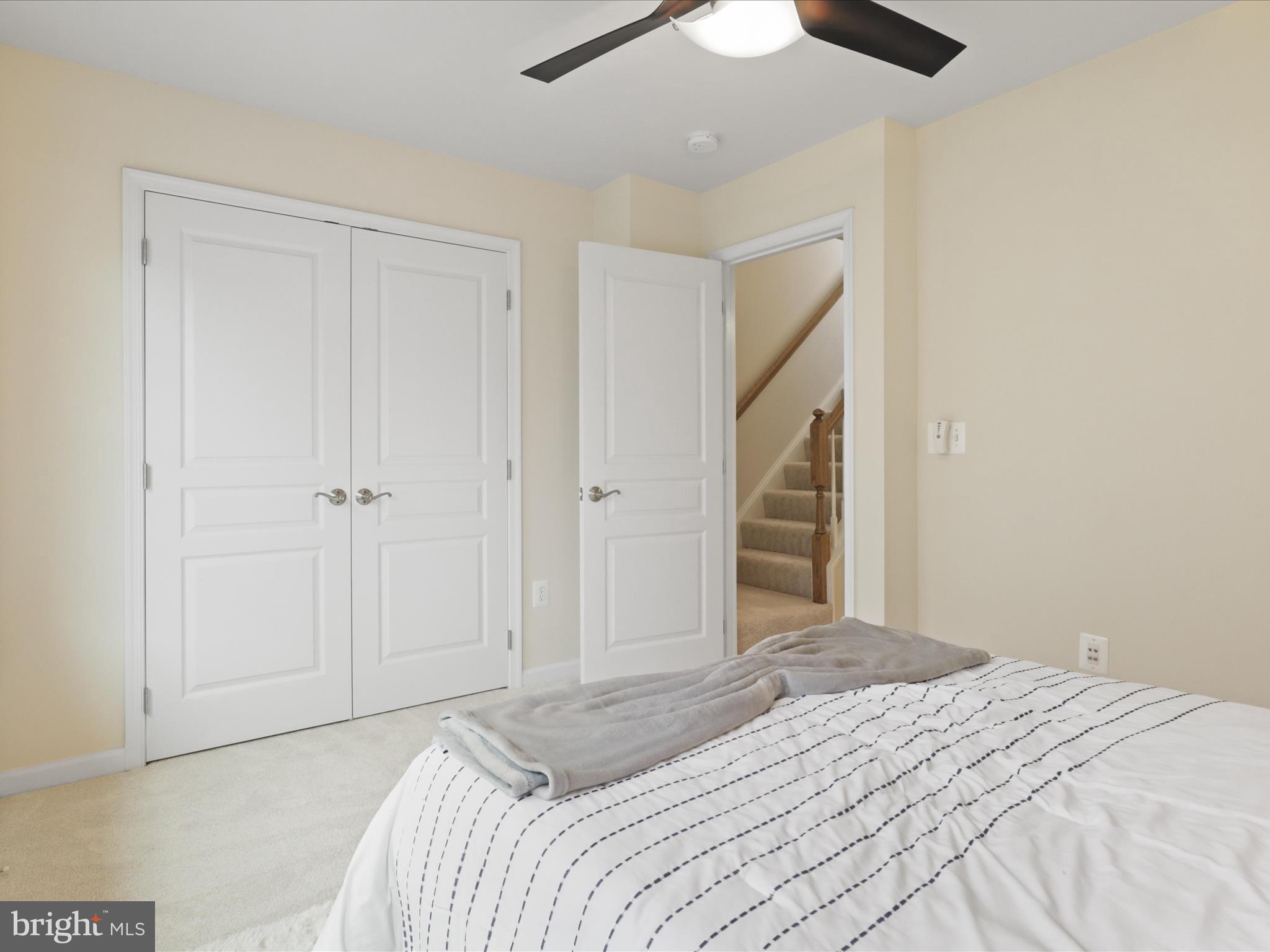 SHIRLINGTON CREST - Residential