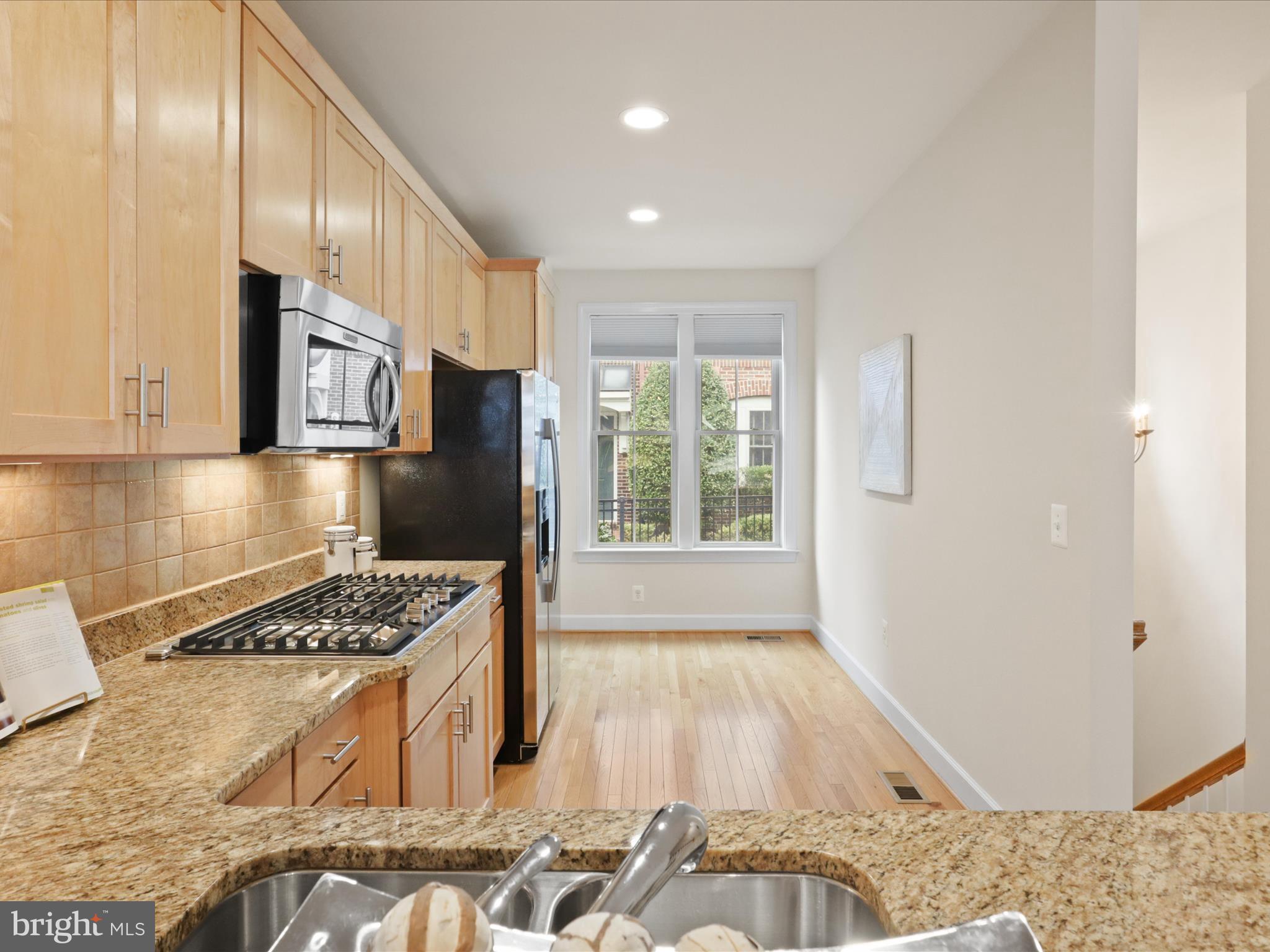 SHIRLINGTON CREST - Residential