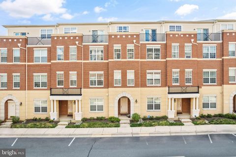22721 BEACON CREST TERRACE BRAMBLETON VA 20148