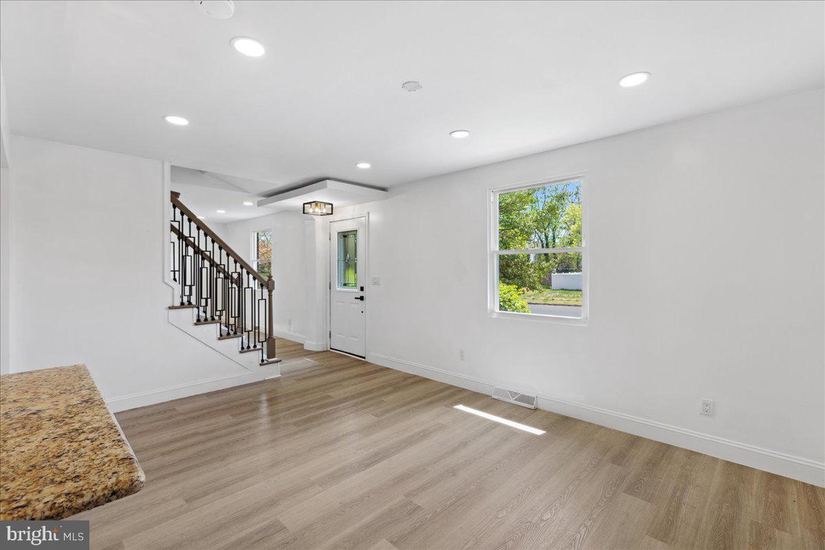 309 E FRANKLIN AVENUE