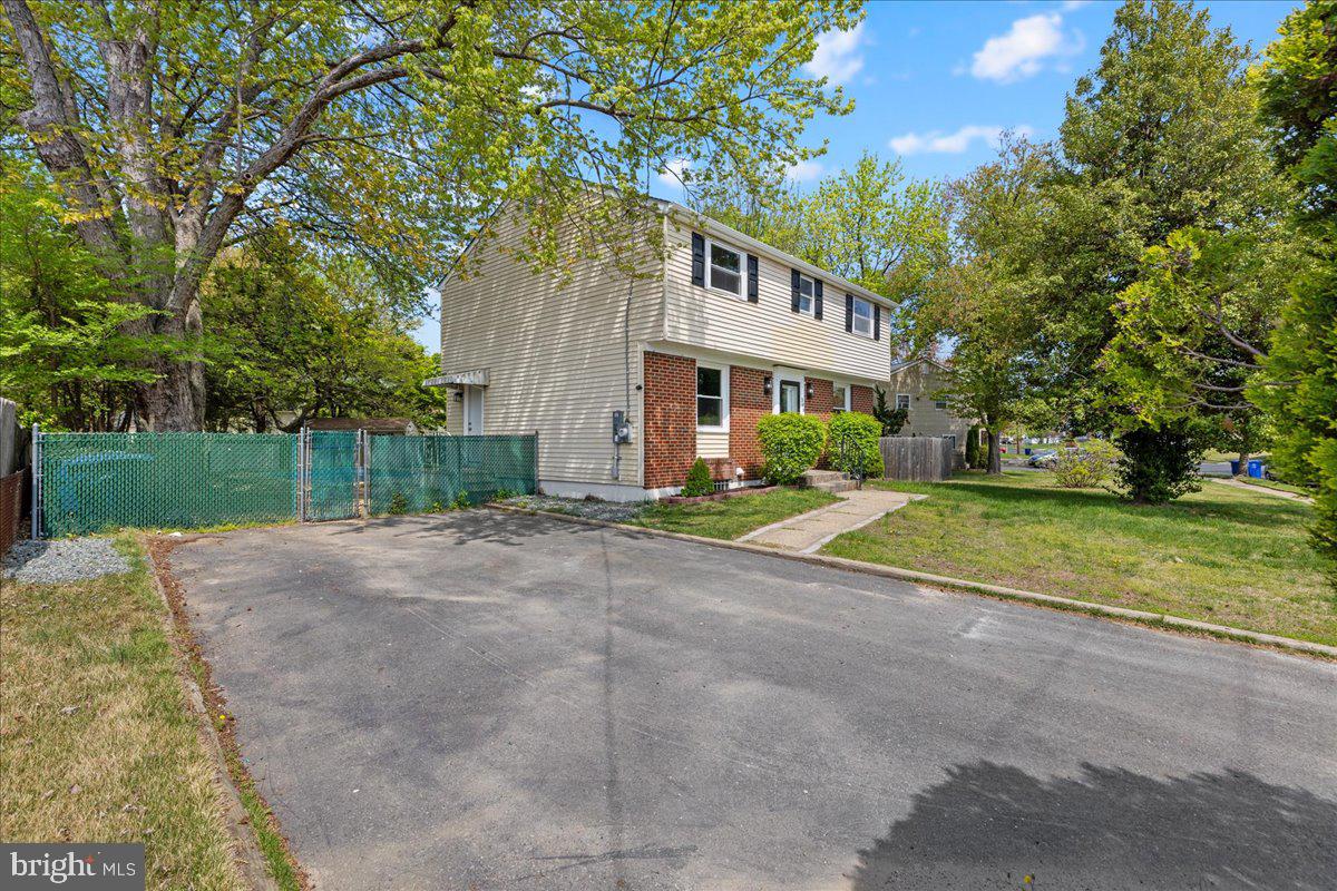 309 E FRANKLIN AVENUE