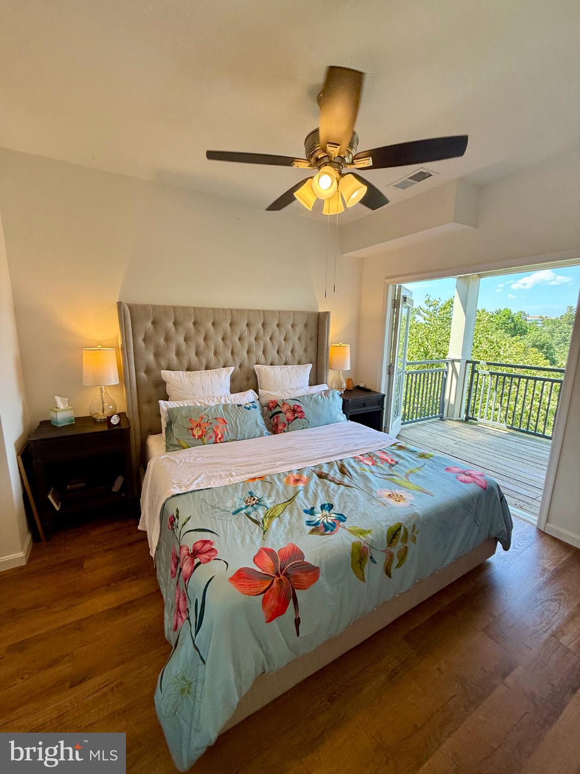 The fully updated bright and sunny unit is on the top floor of a secured building! 1 bedroom with a full den, lots of closet space (1 walk-in + 1 full in bedroom; linen; laundry closet; coat closet; HVAC closet), 2 reserved parking spaces (1 garage + 1 surface). It has been completely updated with an all new gorgeous kitchen, bathroom, paint, flooring, fixtures, lighting, electrical upgrades. Community is very quaint with a swimming pool, gym and community center. Very accessible to major restaurants / entertainment (Mosaic District, Tysons Corner), grocery stores (Harris Teeter, Mom's Organic, Lidl, Aldi, H Mart), and services (banks, post office, etc.), and major highways (495, 66, Routes 50 & 29), and metro (Dunn Loring-Merrifield metro is 1.3 miles).