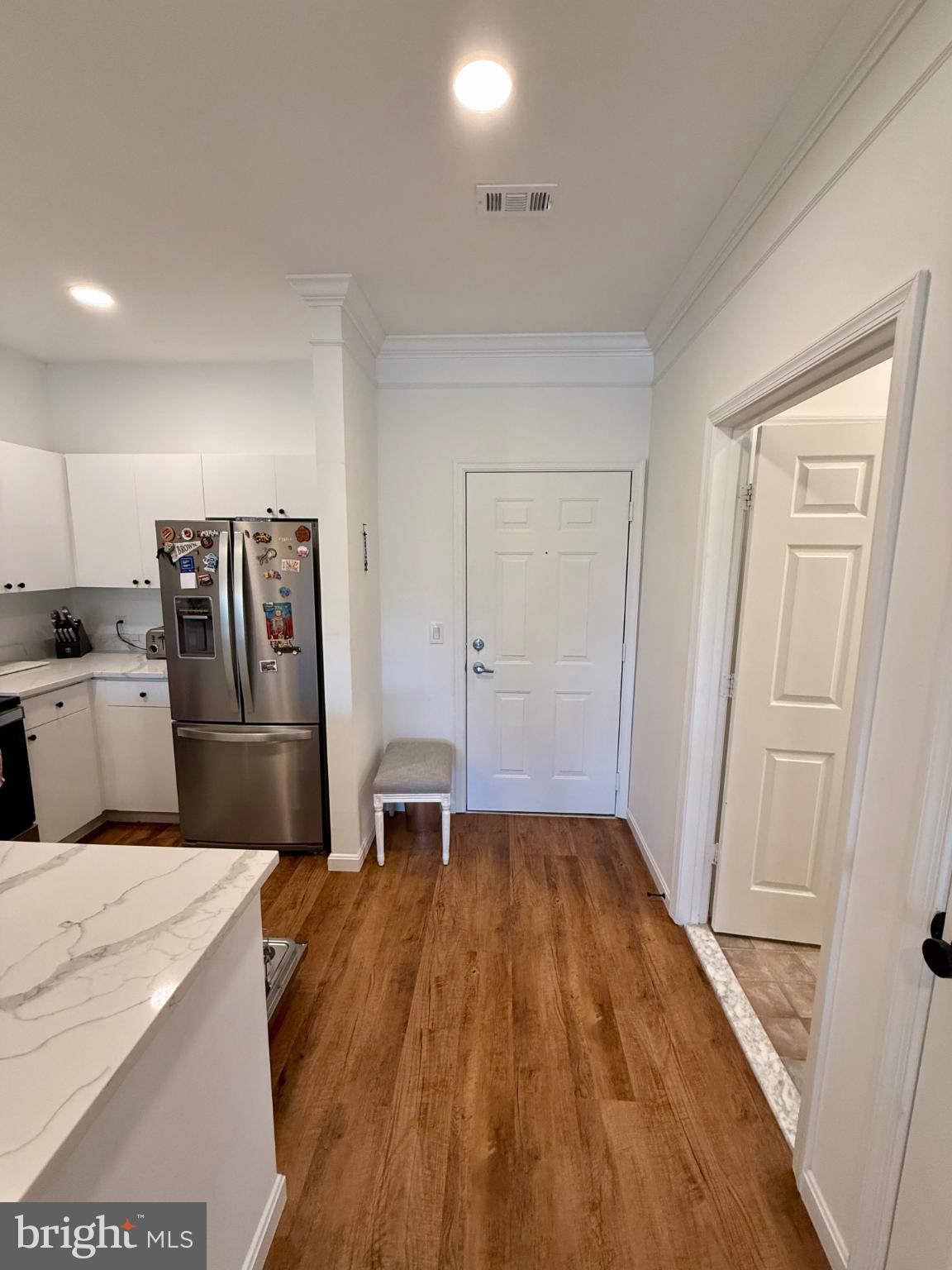 HIGH POINTE AT JEFFERSON - Residential Lease