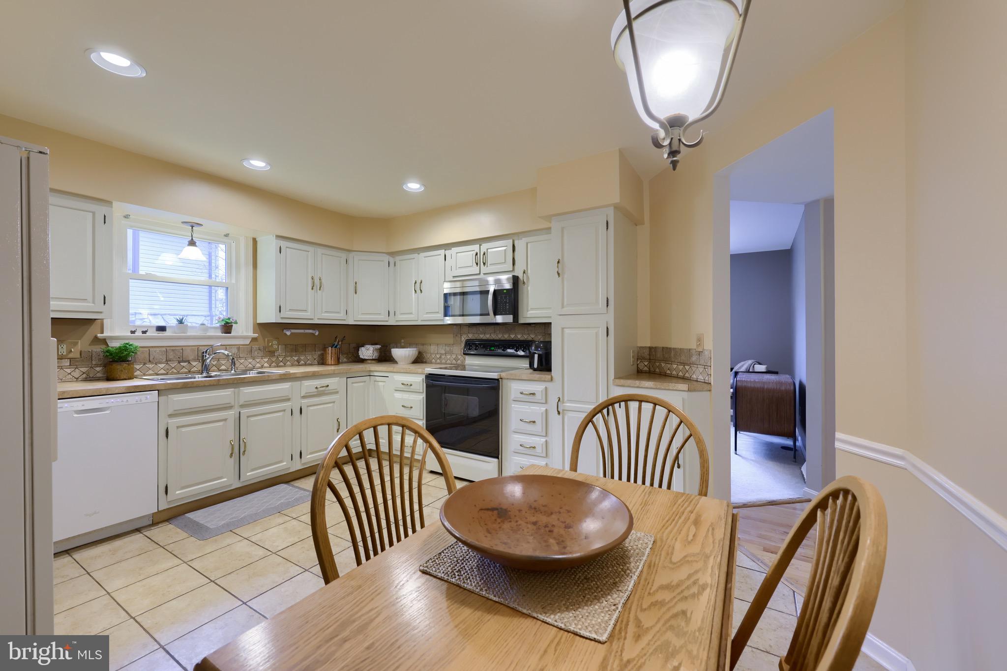NORTHBROOK HILLS - Residential