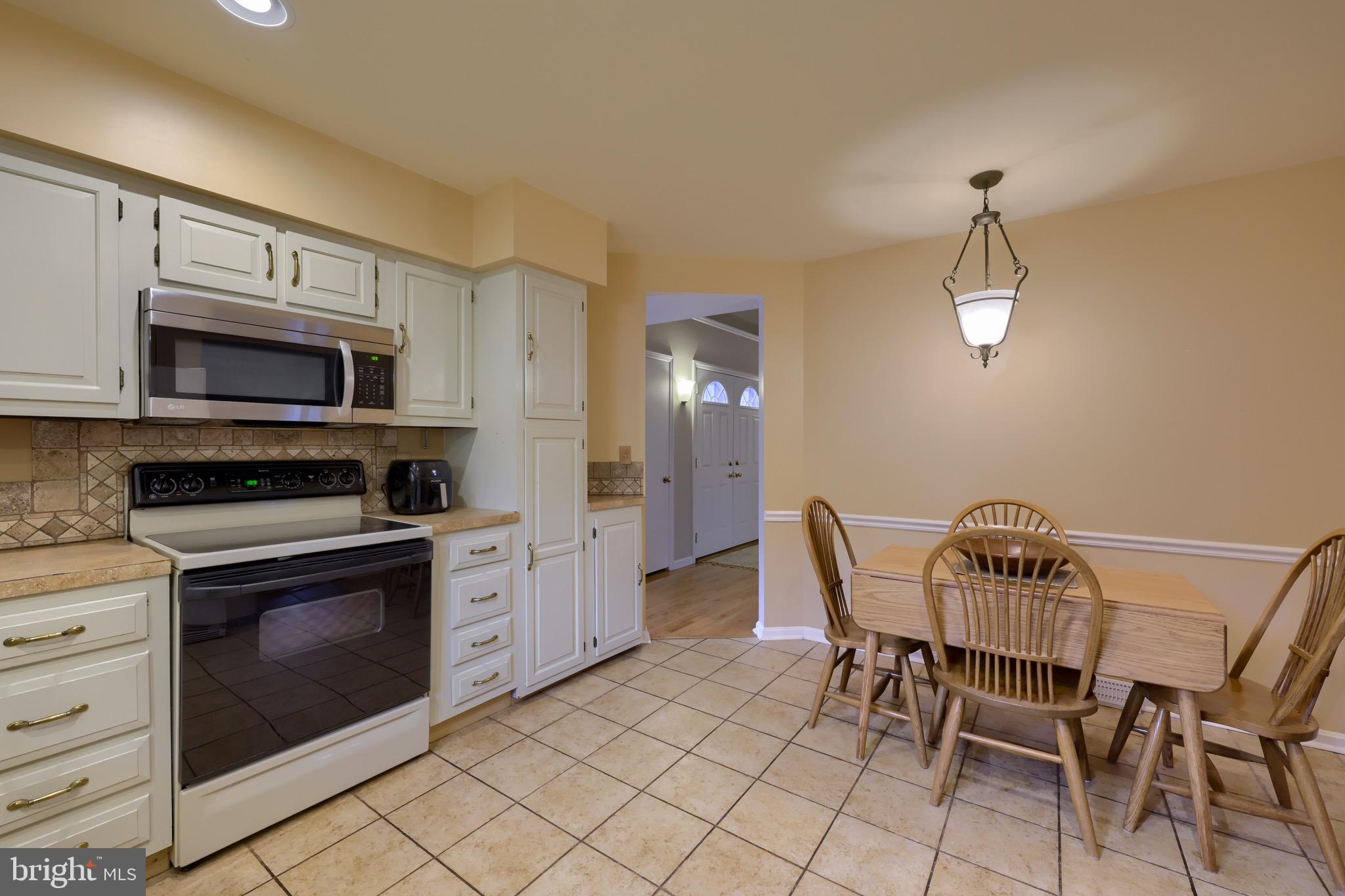 NORTHBROOK HILLS - Residential
