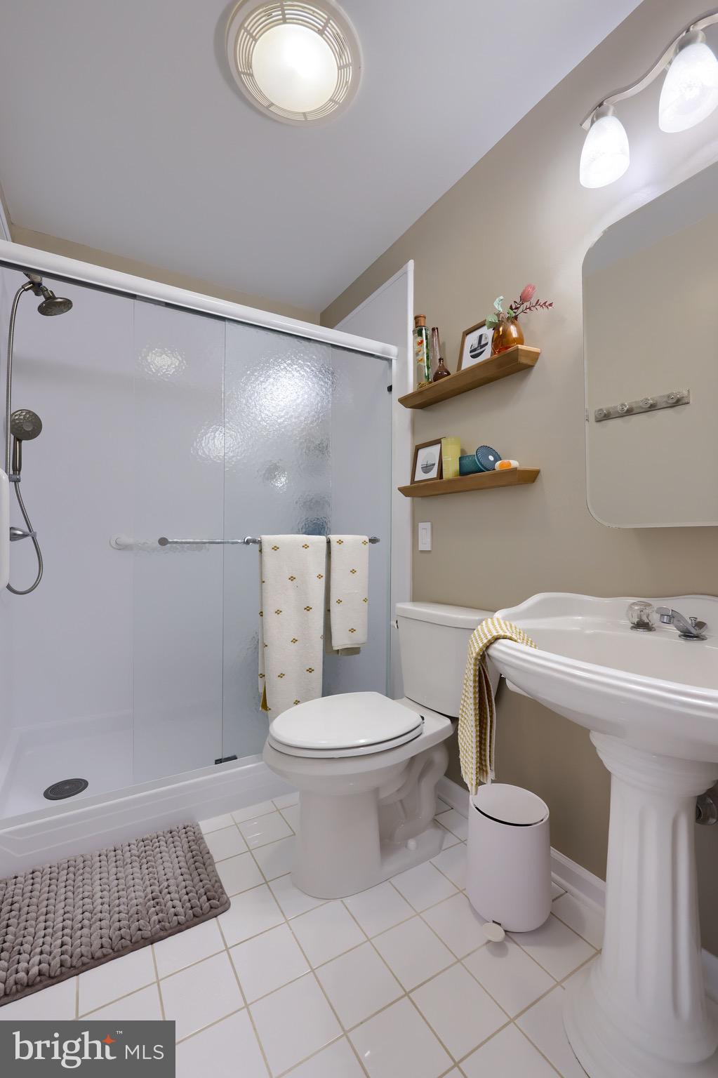 NORTHBROOK HILLS - Residential
