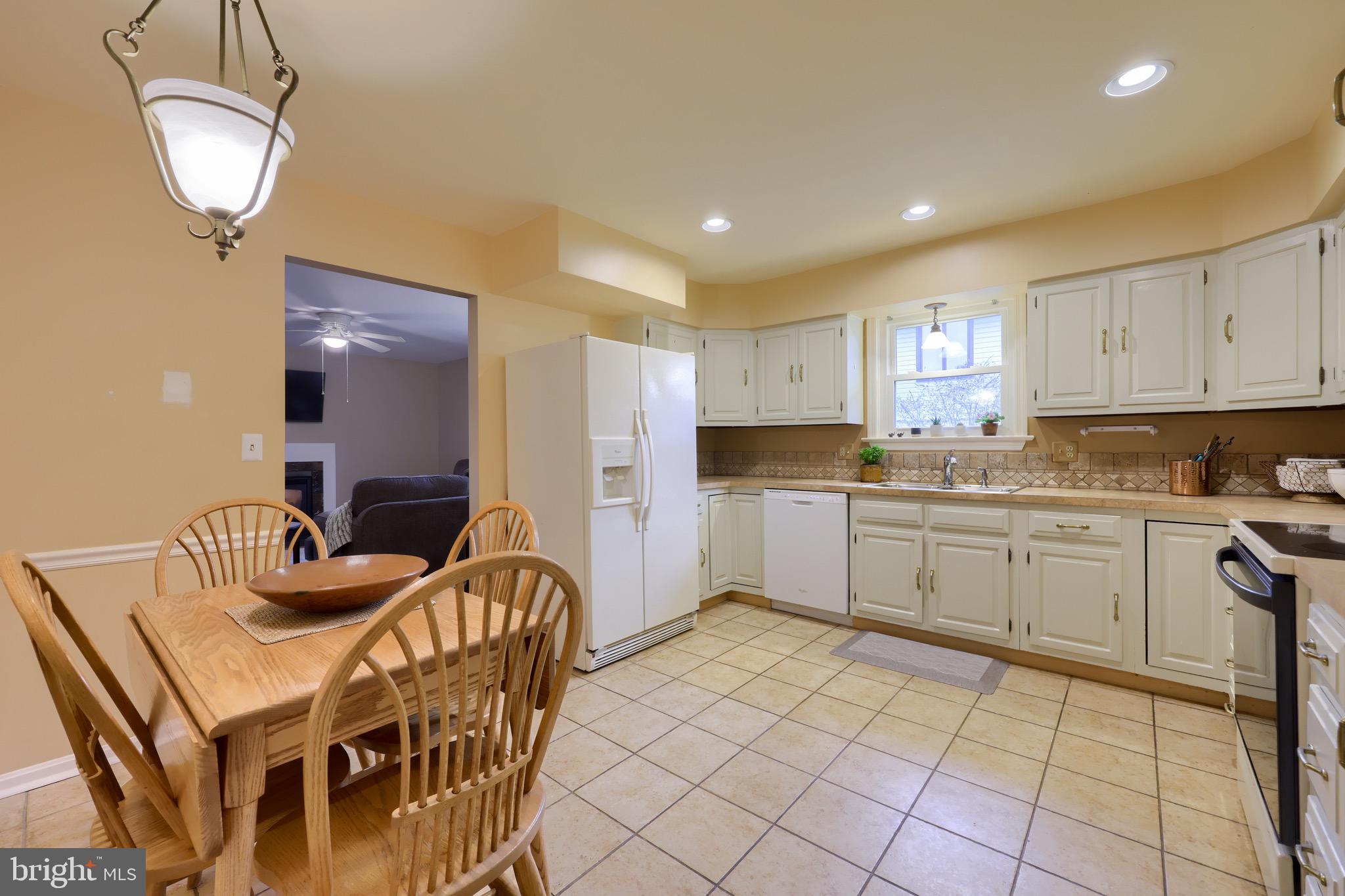 NORTHBROOK HILLS - Residential