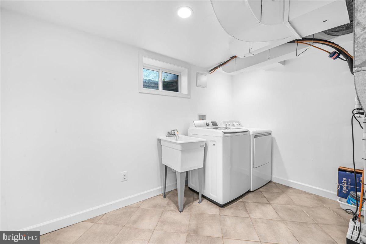 KEMP MILL - Residential