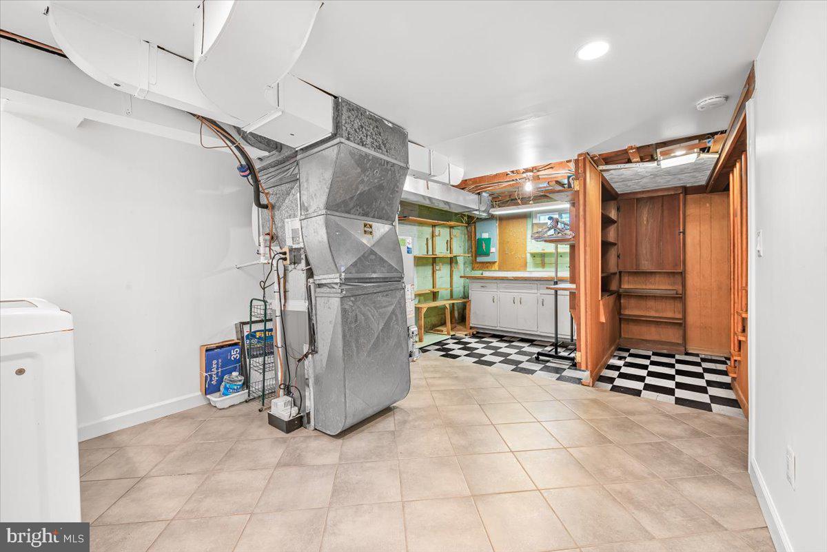 KEMP MILL - Residential