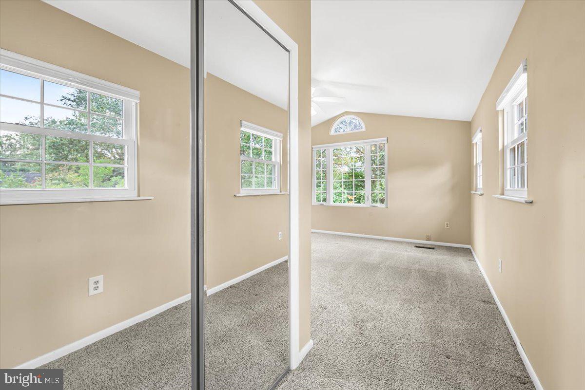 KEMP MILL - Residential