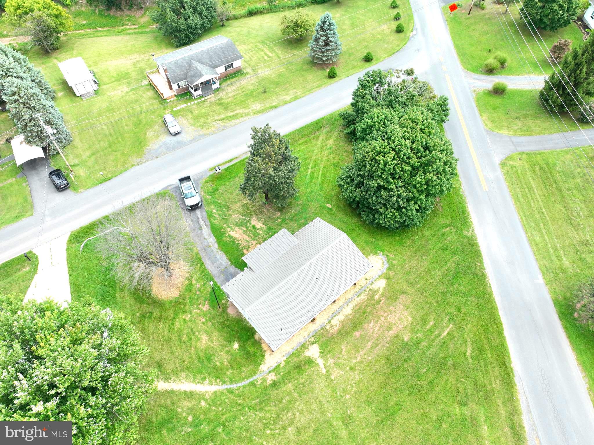 SUNRISE SUMMIT - Residential