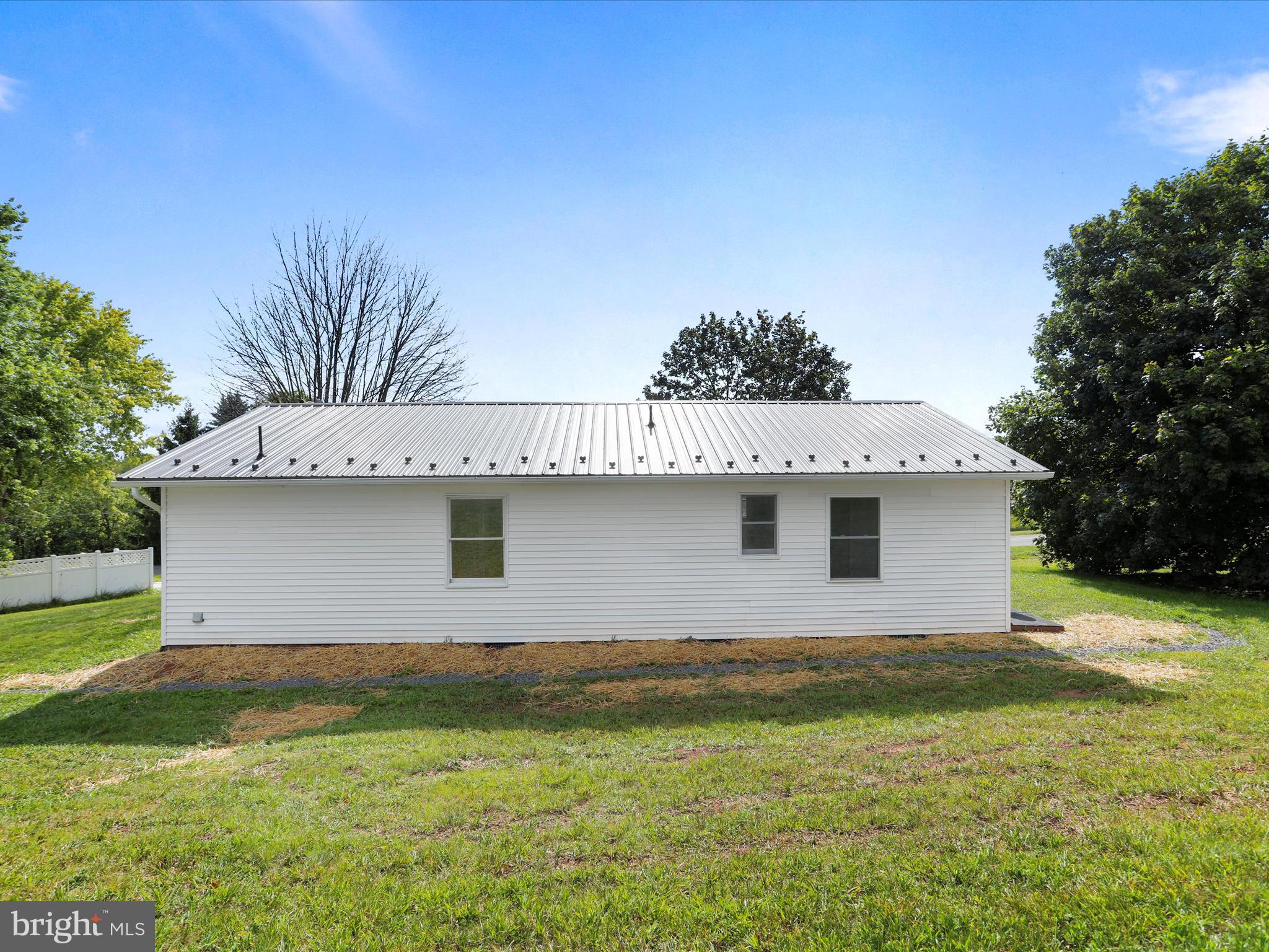 SUNRISE SUMMIT - Residential