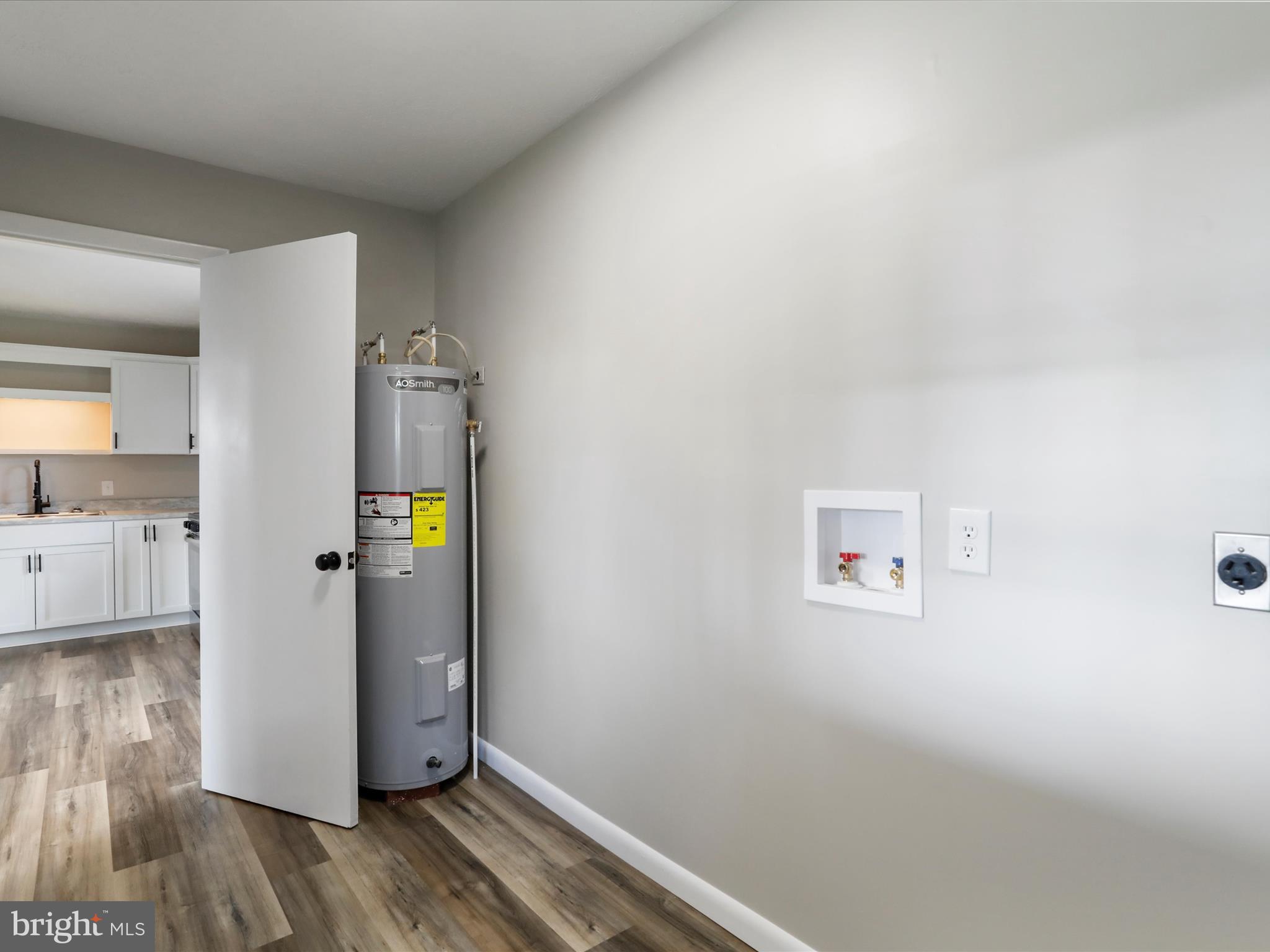 SUNRISE SUMMIT - Residential