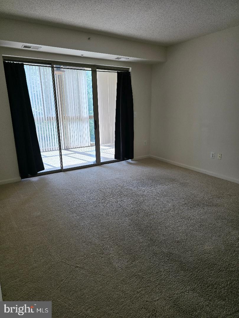 LANSDOWNE - Residential