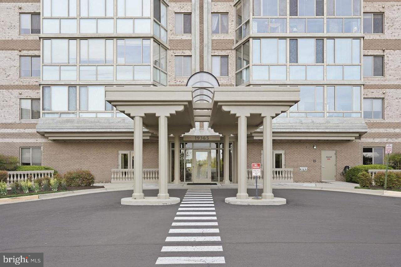 LANSDOWNE - Residential