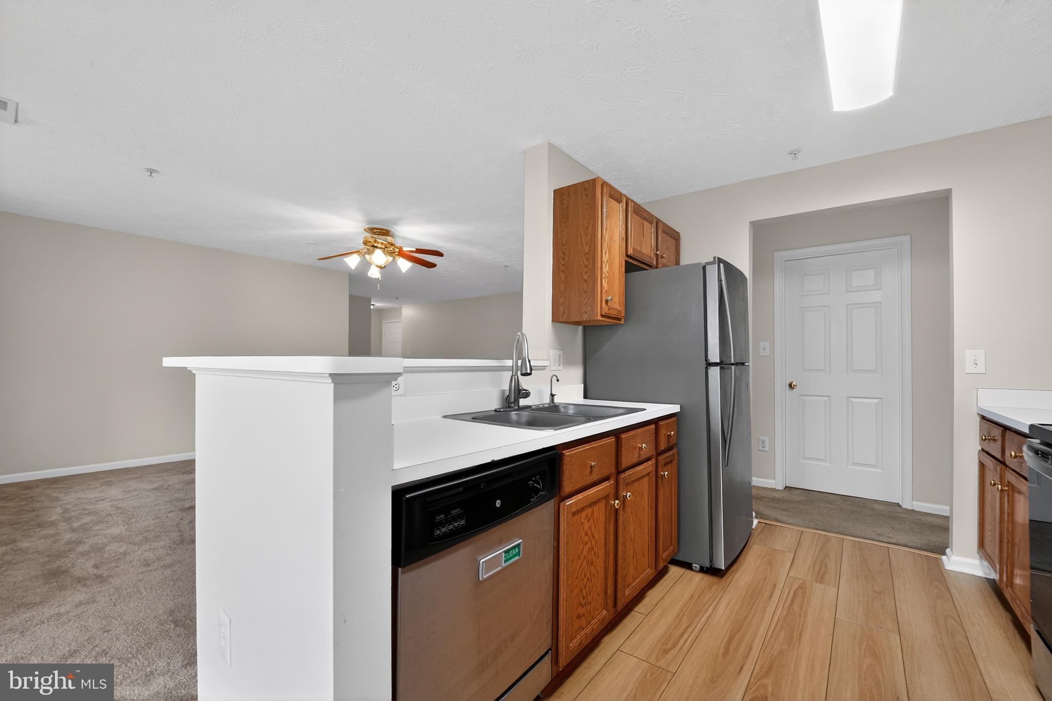CHESTNUT GABLE - Residential