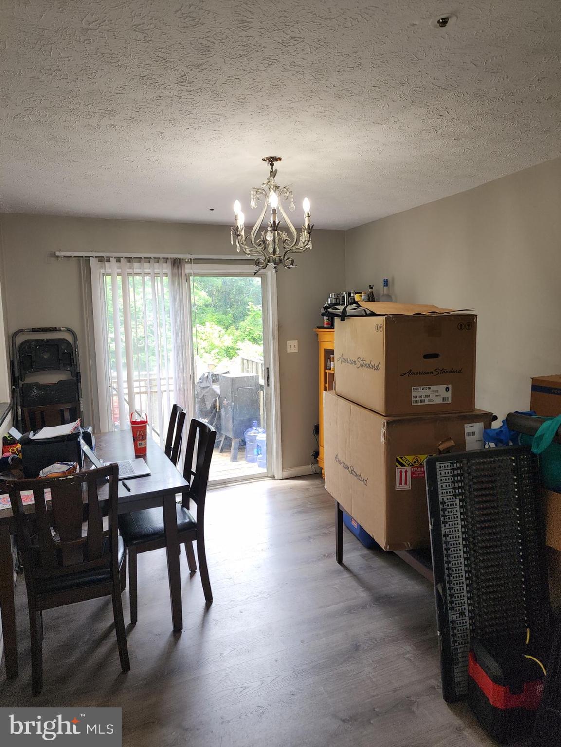 ROYAL PLAZA - Residential