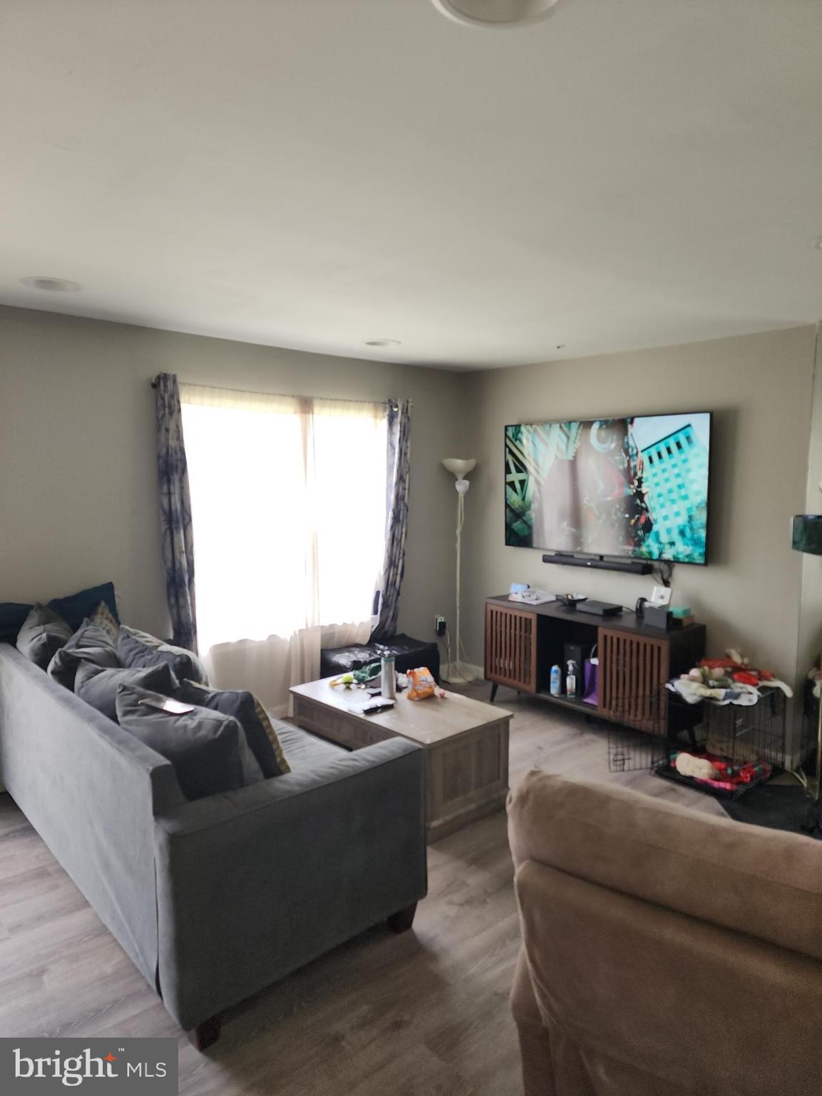 ROYAL PLAZA - Residential