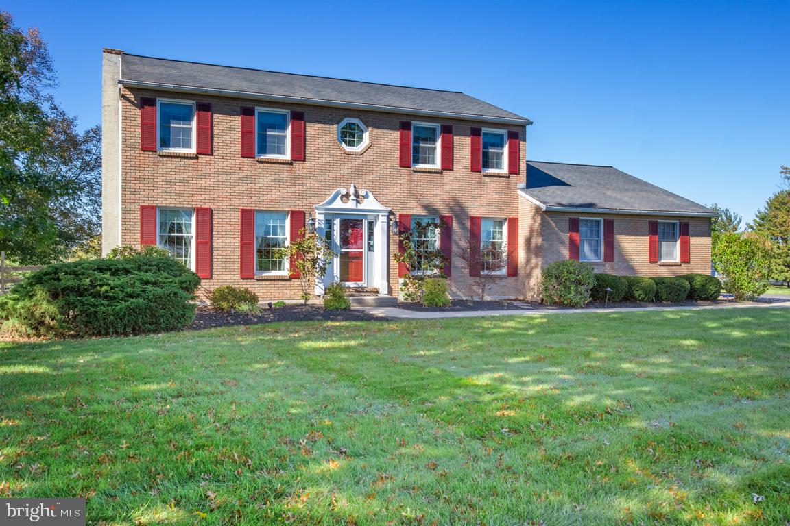 909 LEDERACH CROSS ROAD