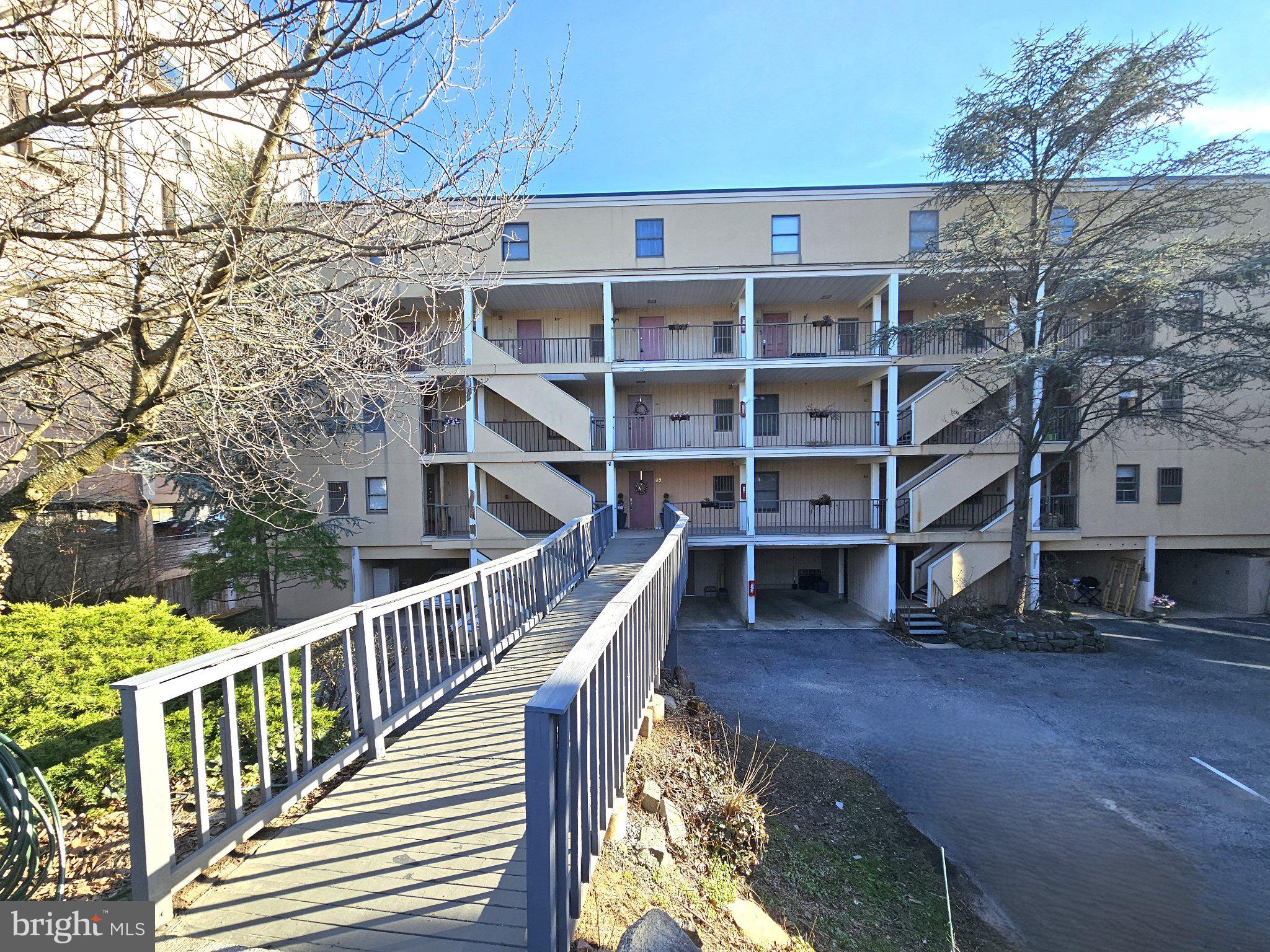 1969 SUPERFINE LANE 89