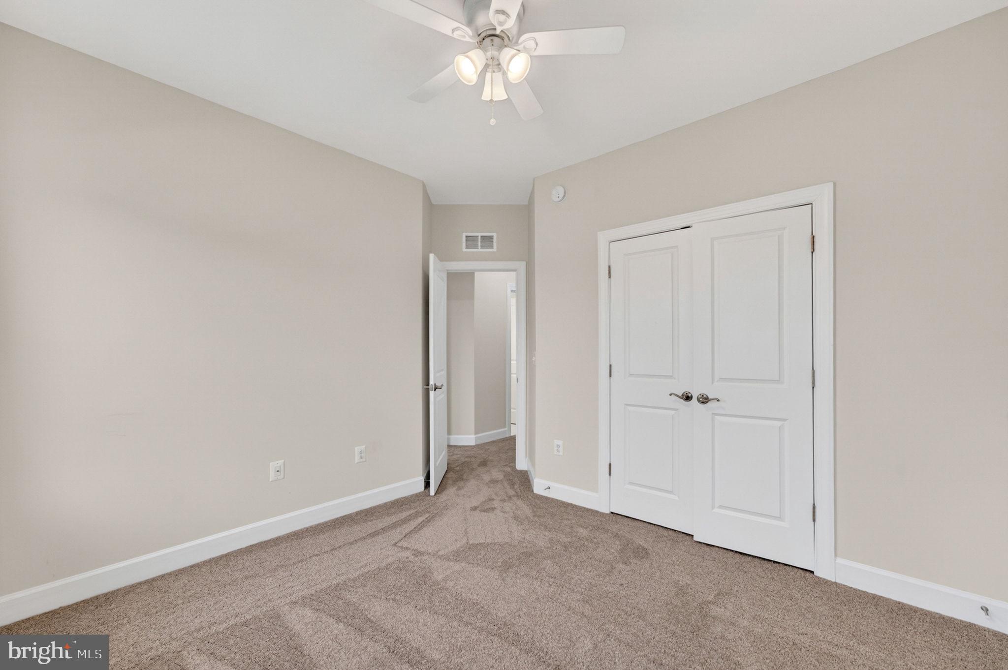 BRADLEY SQUARE - Residential
