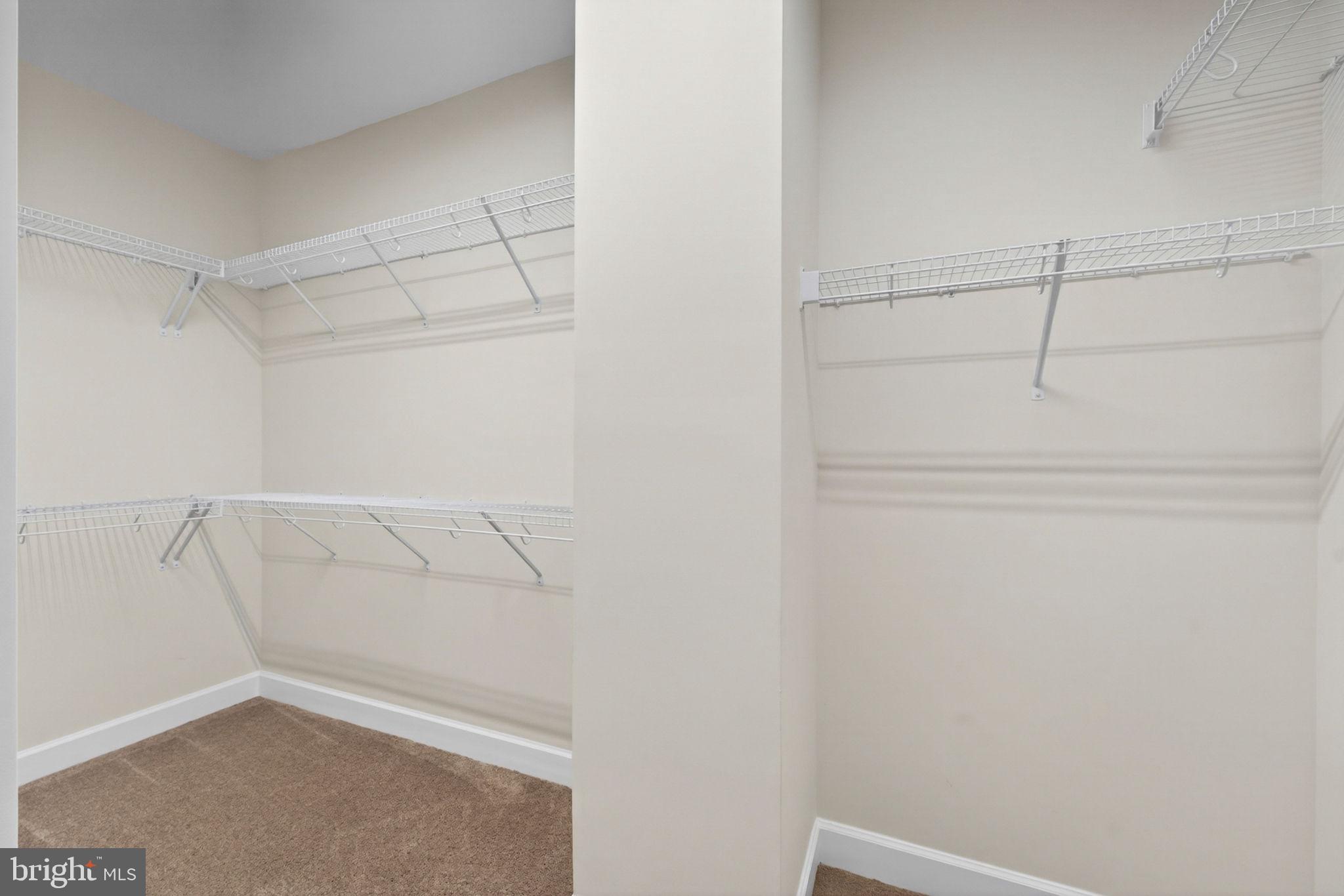 BRADLEY SQUARE - Residential