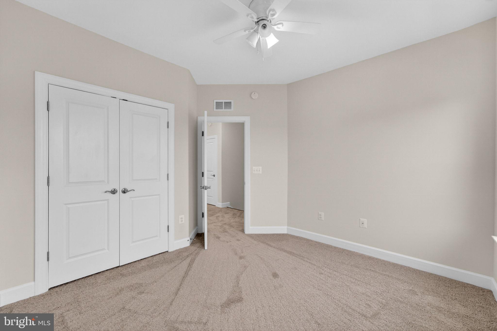 BRADLEY SQUARE - Residential