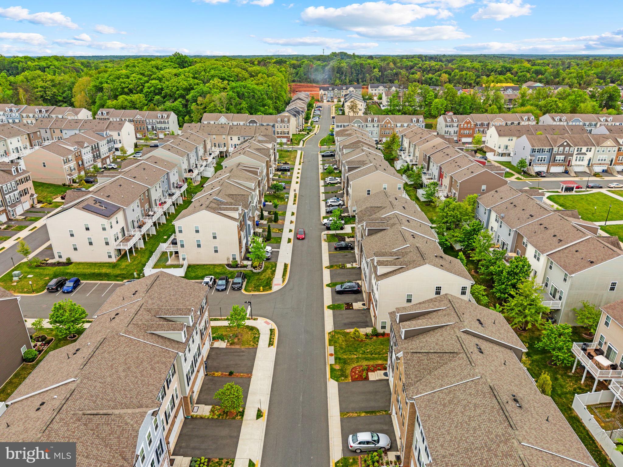 BRADLEY SQUARE - Residential