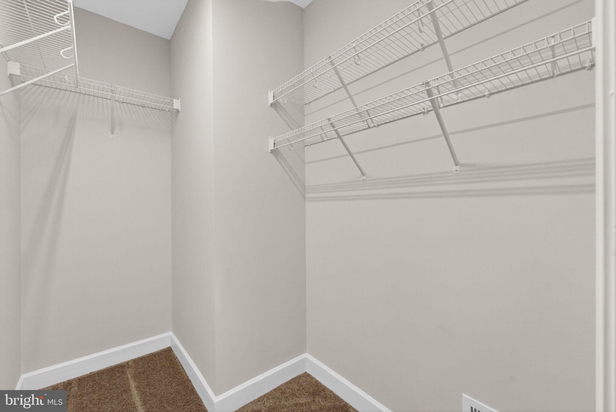 BRADLEY SQUARE - Residential