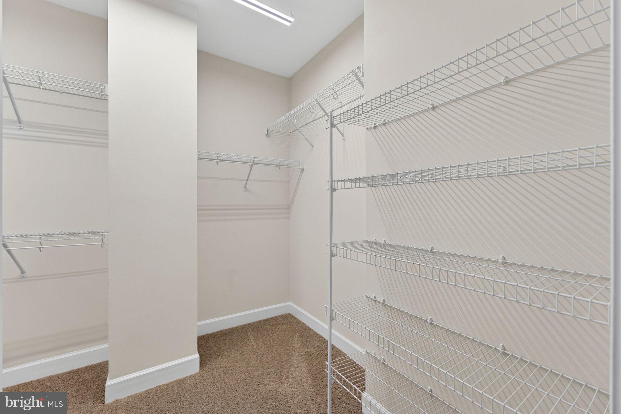 BRADLEY SQUARE - Residential
