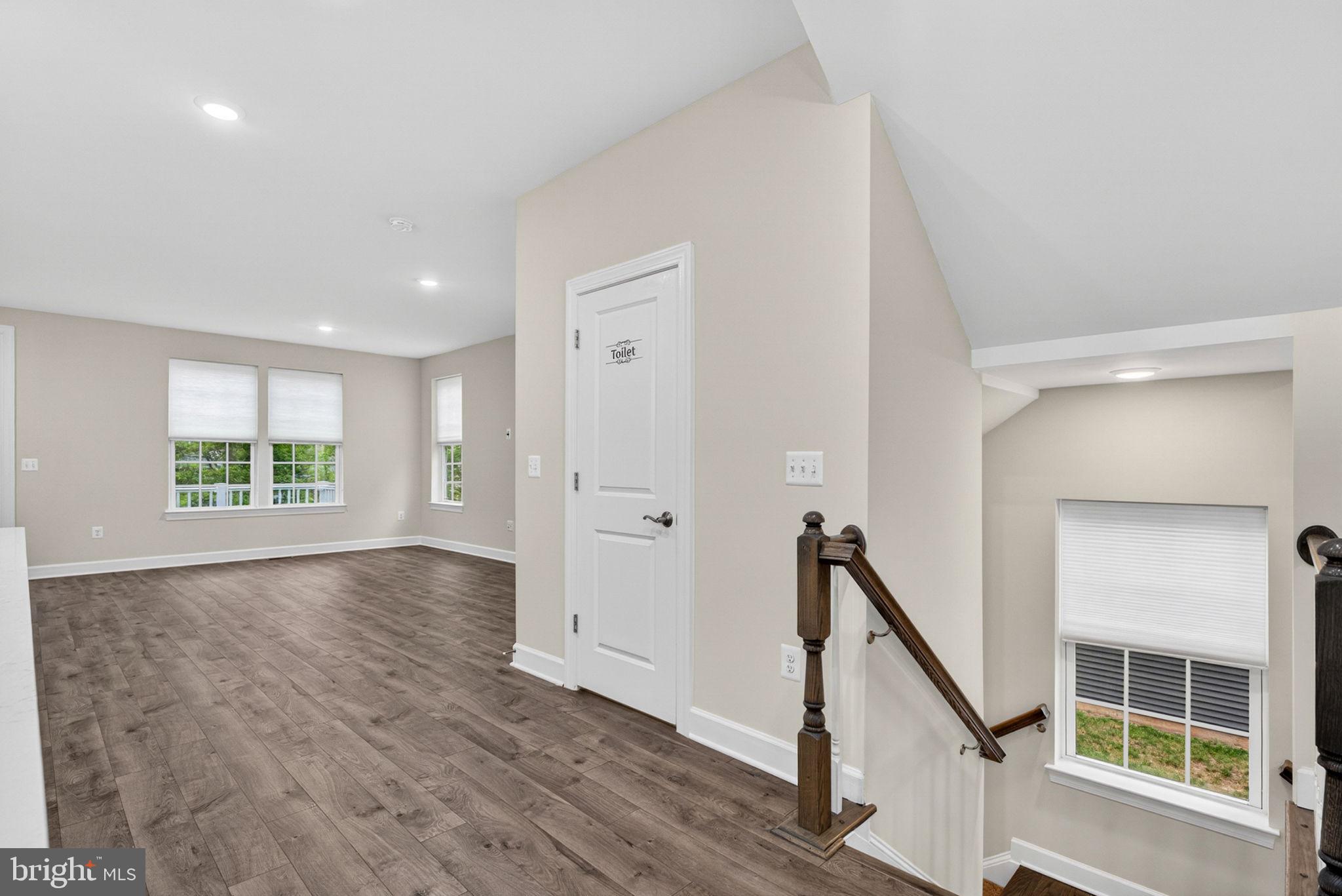 BRADLEY SQUARE - Residential