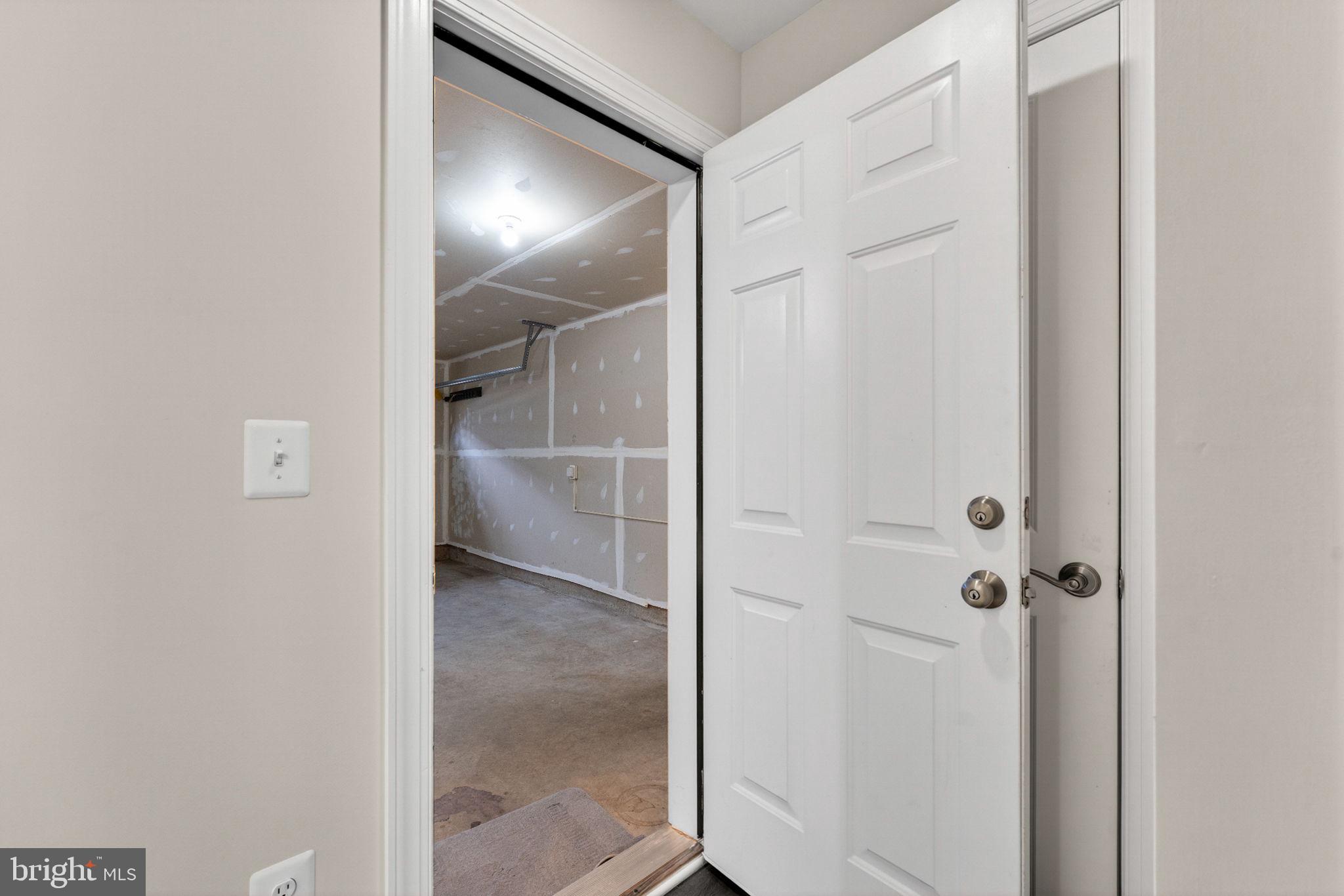 BRADLEY SQUARE - Residential