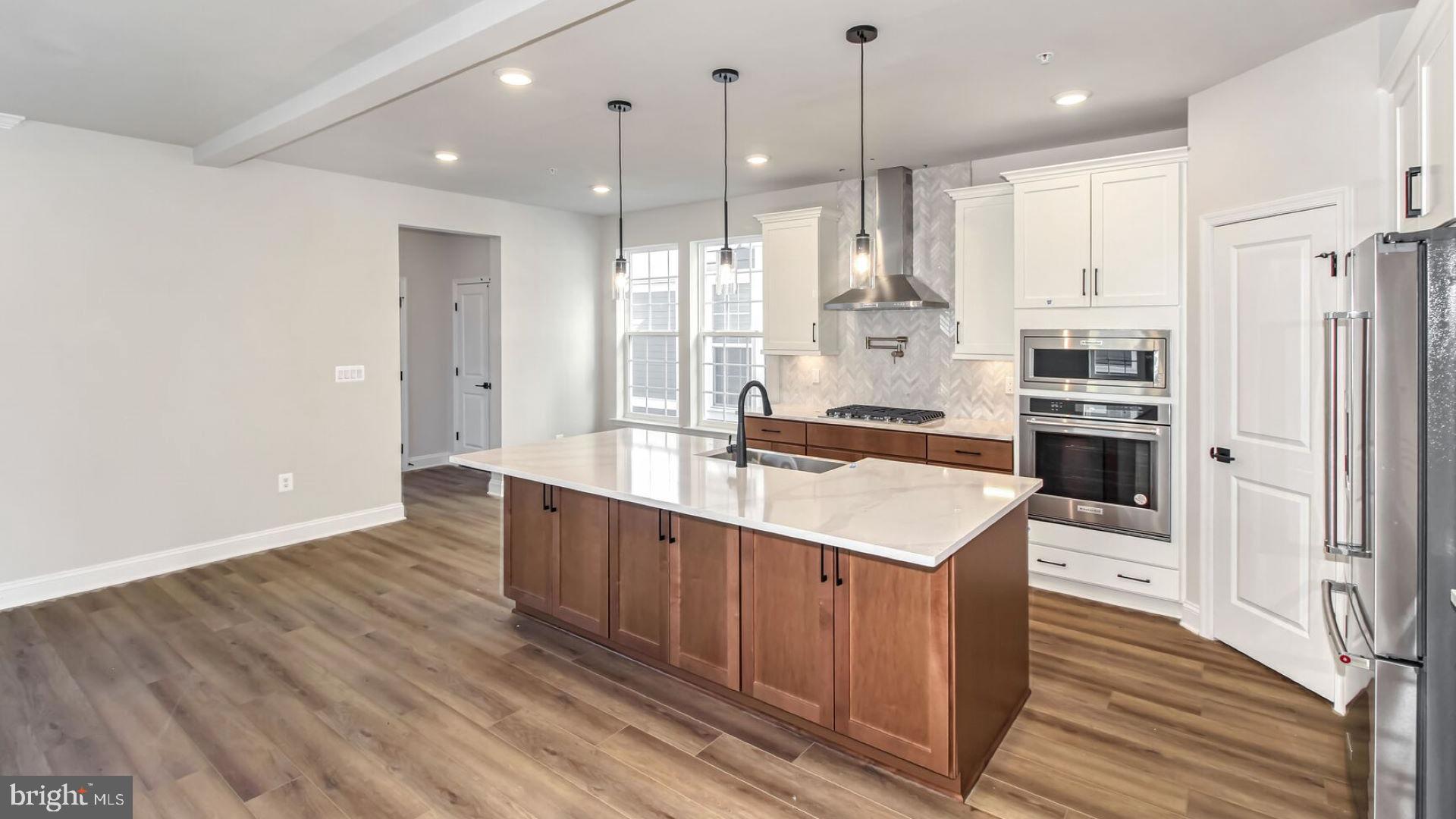 GREENLEIGH AT CROSSROADS - Residential