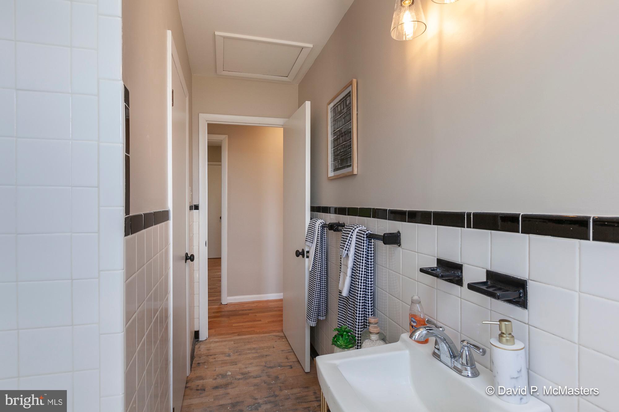 CHARLES TOWN - Residential