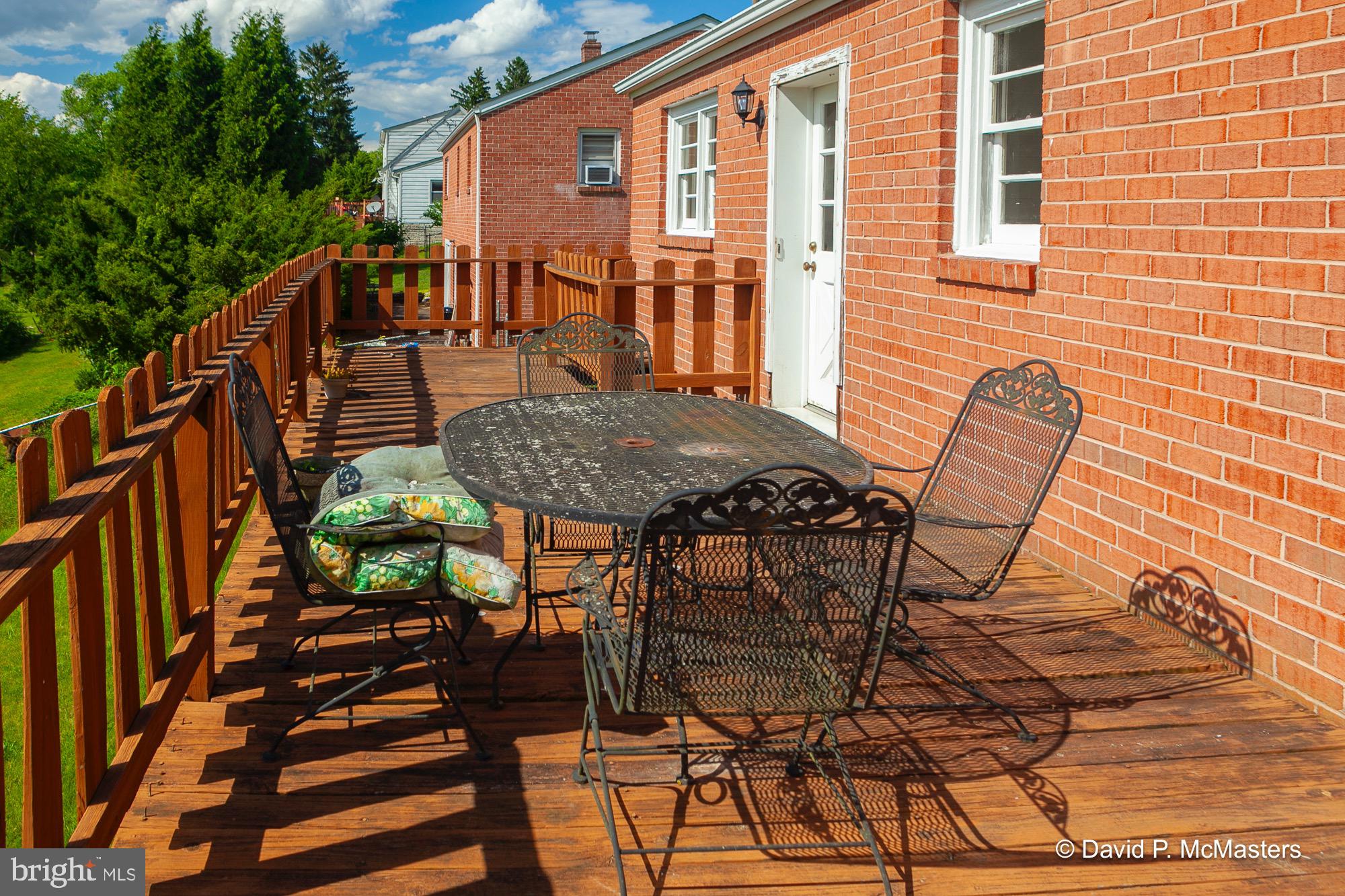 CHARLES TOWN - Residential