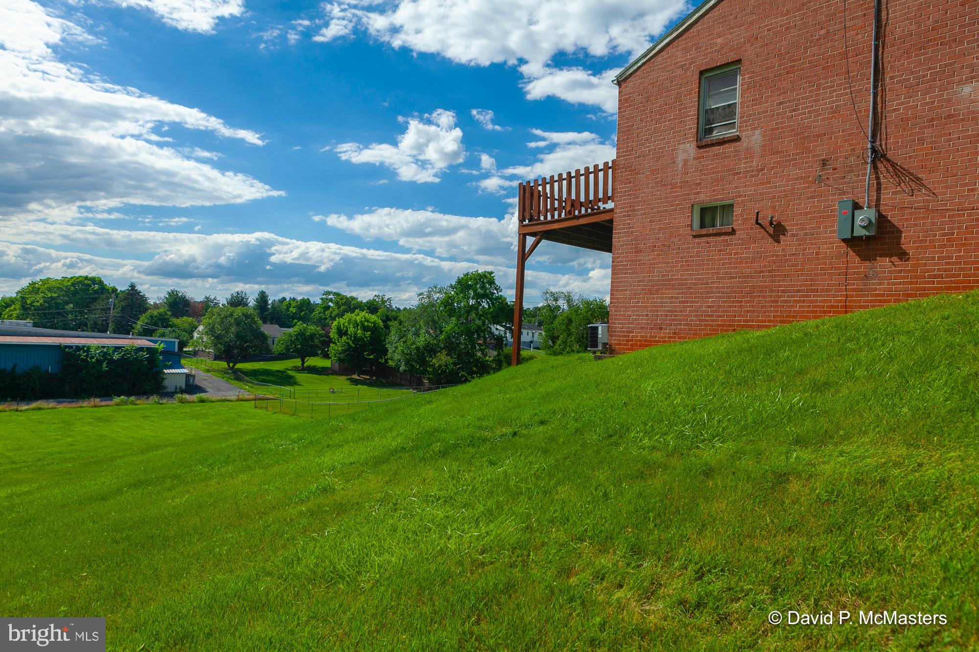 CHARLES TOWN - Residential