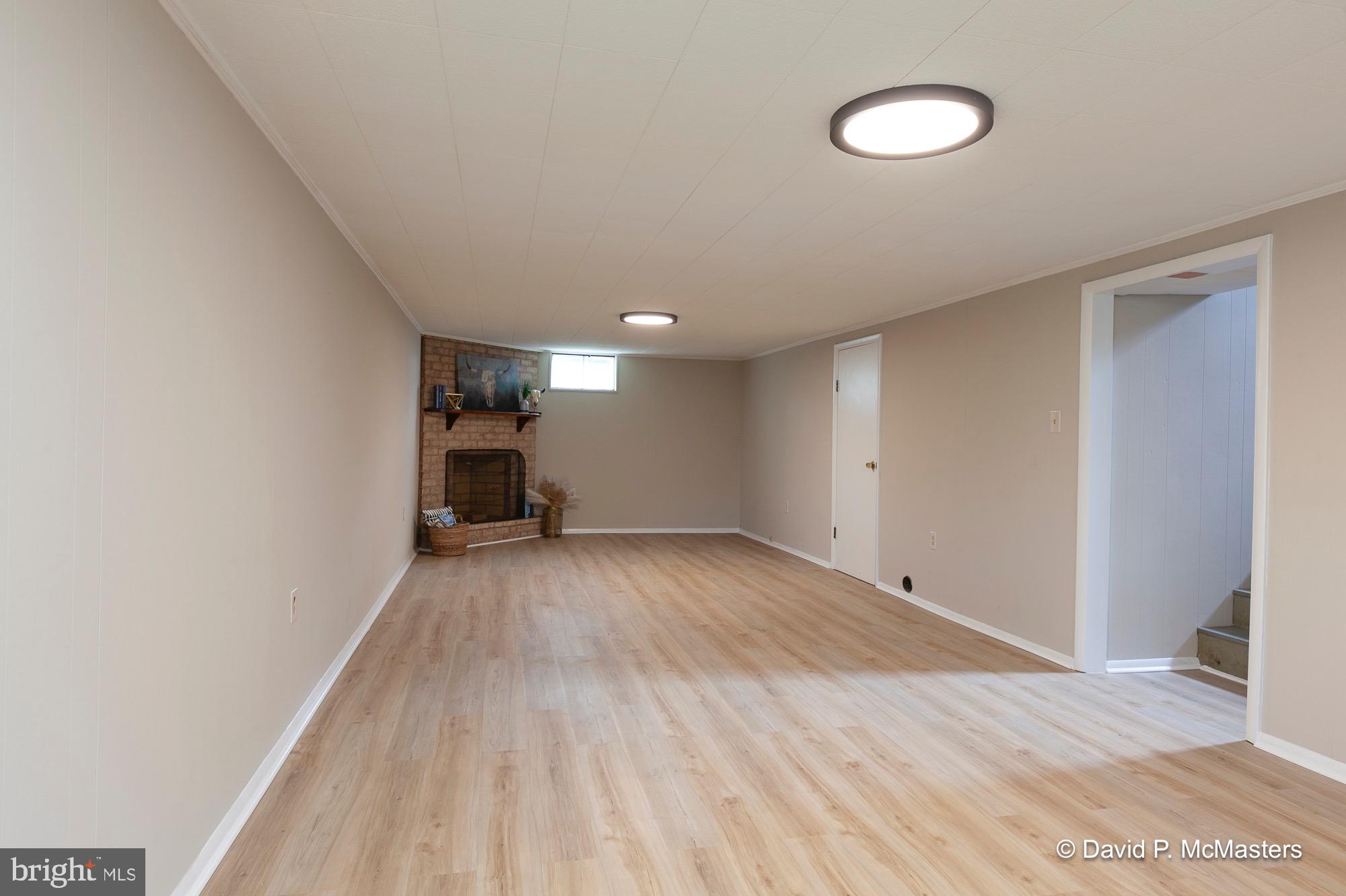 CHARLES TOWN - Residential