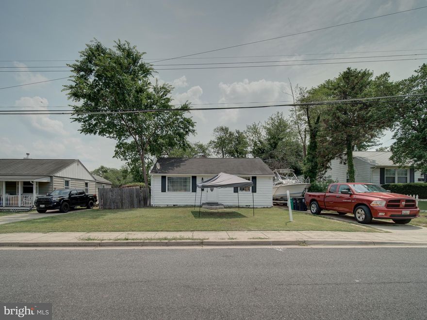 This adorable 2-bedroom, 1 bathroom has recent upgrades to include fresh paint, updated kitchen, flooring and much more! Huge yard with detached potential "ADU" for future rental income.  Close to everything with easy access to major highways! Thanks for showing!