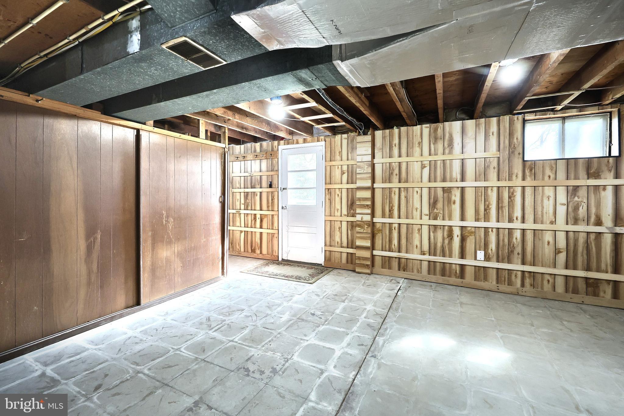 CAPE HORN ROAD - Residential