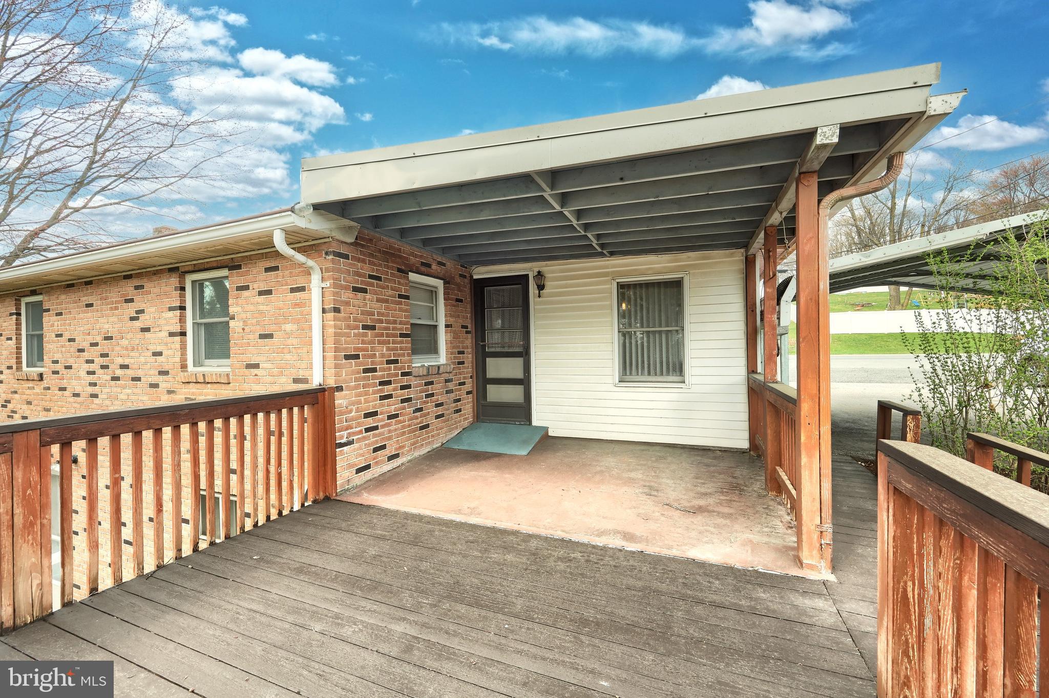 CAPE HORN ROAD - Residential