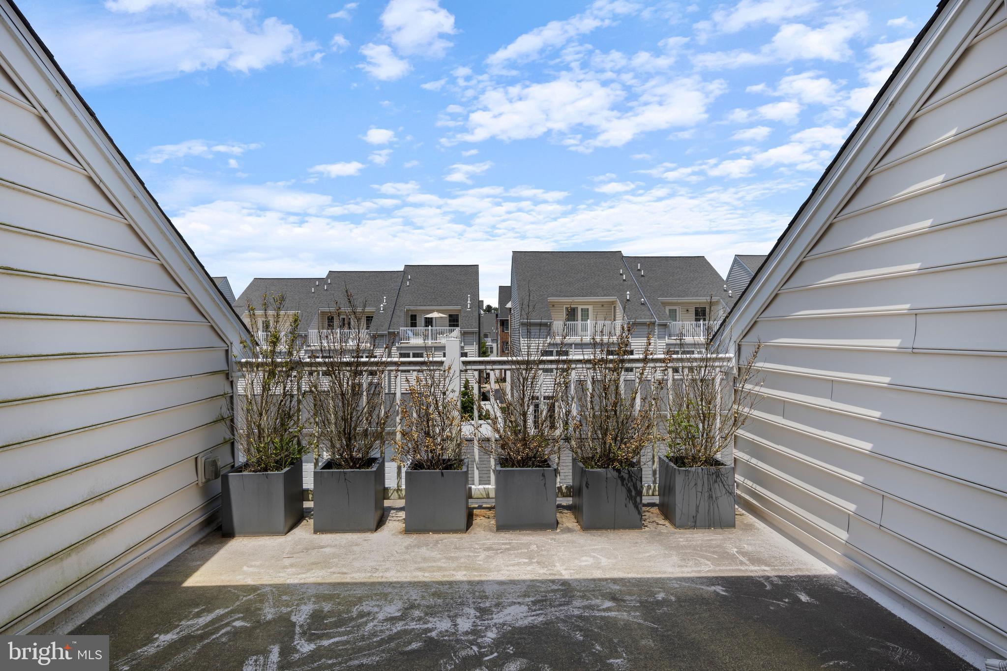 MAGNOLIA PLACE - Residential