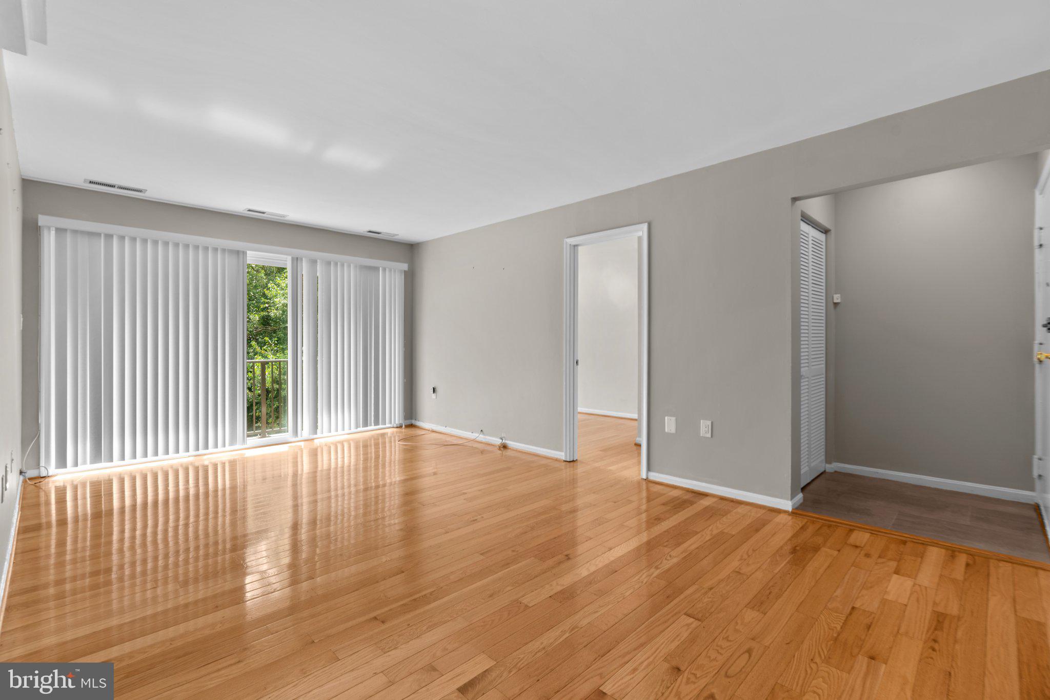 878 COLLEGE PARKWAY 202