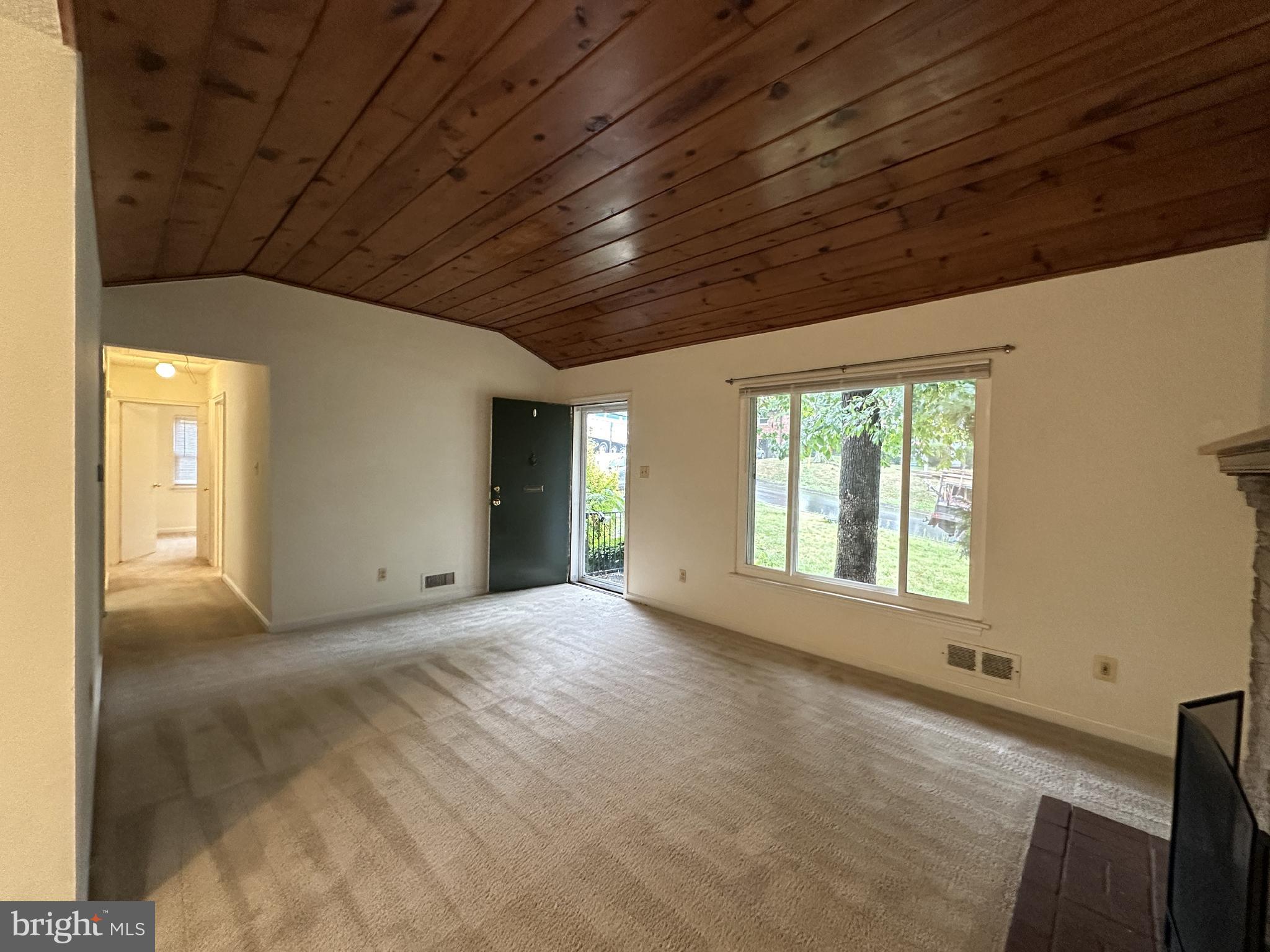 2237 HIGHLAND AVENUE