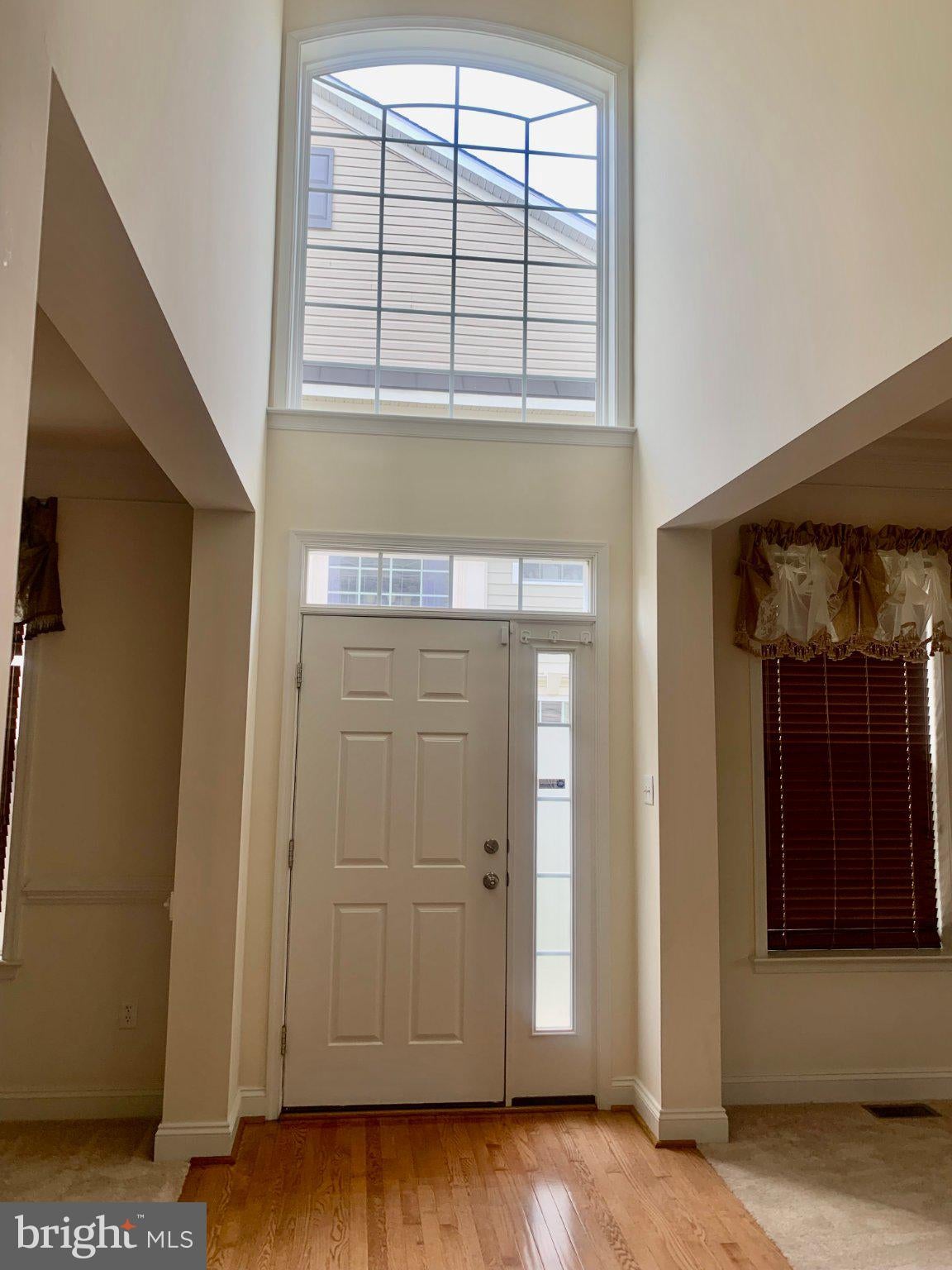 7648 MILK GLASS COURT