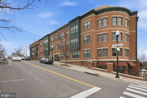 2101 N MONROE STREET 201 ARLINGTON VA 22207