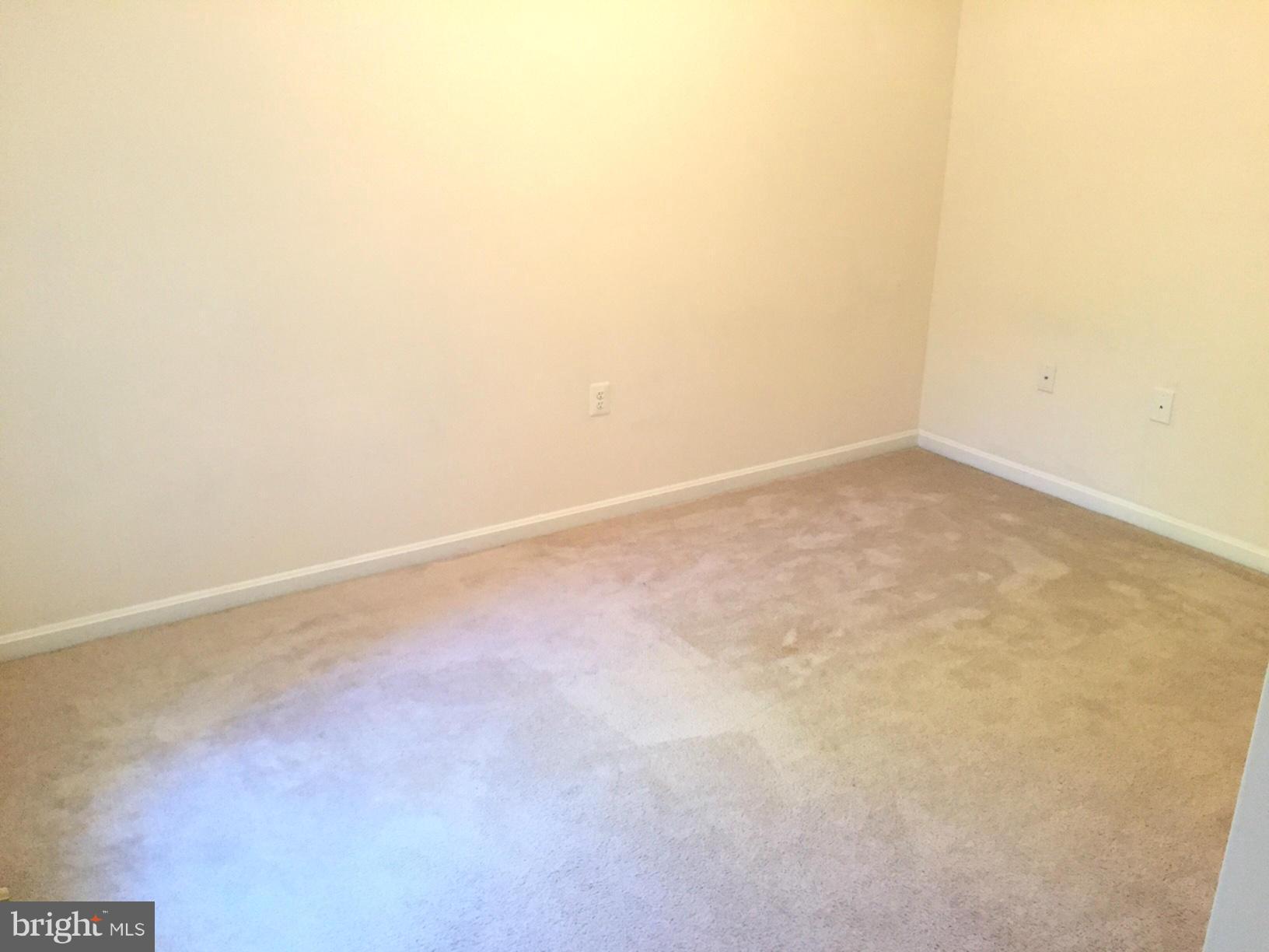 COLONIAL HILLS - Residential Lease