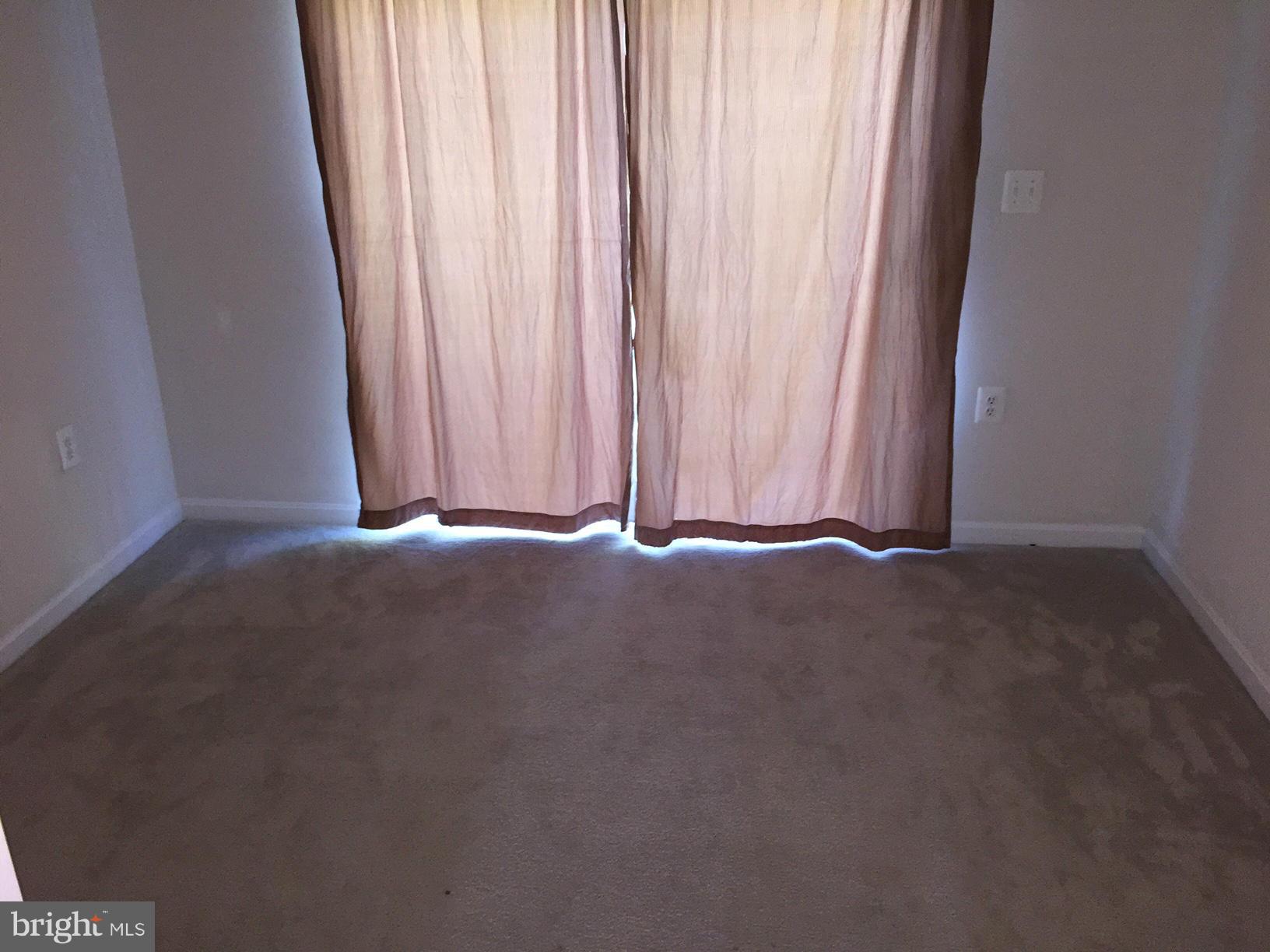 COLONIAL HILLS - Residential Lease