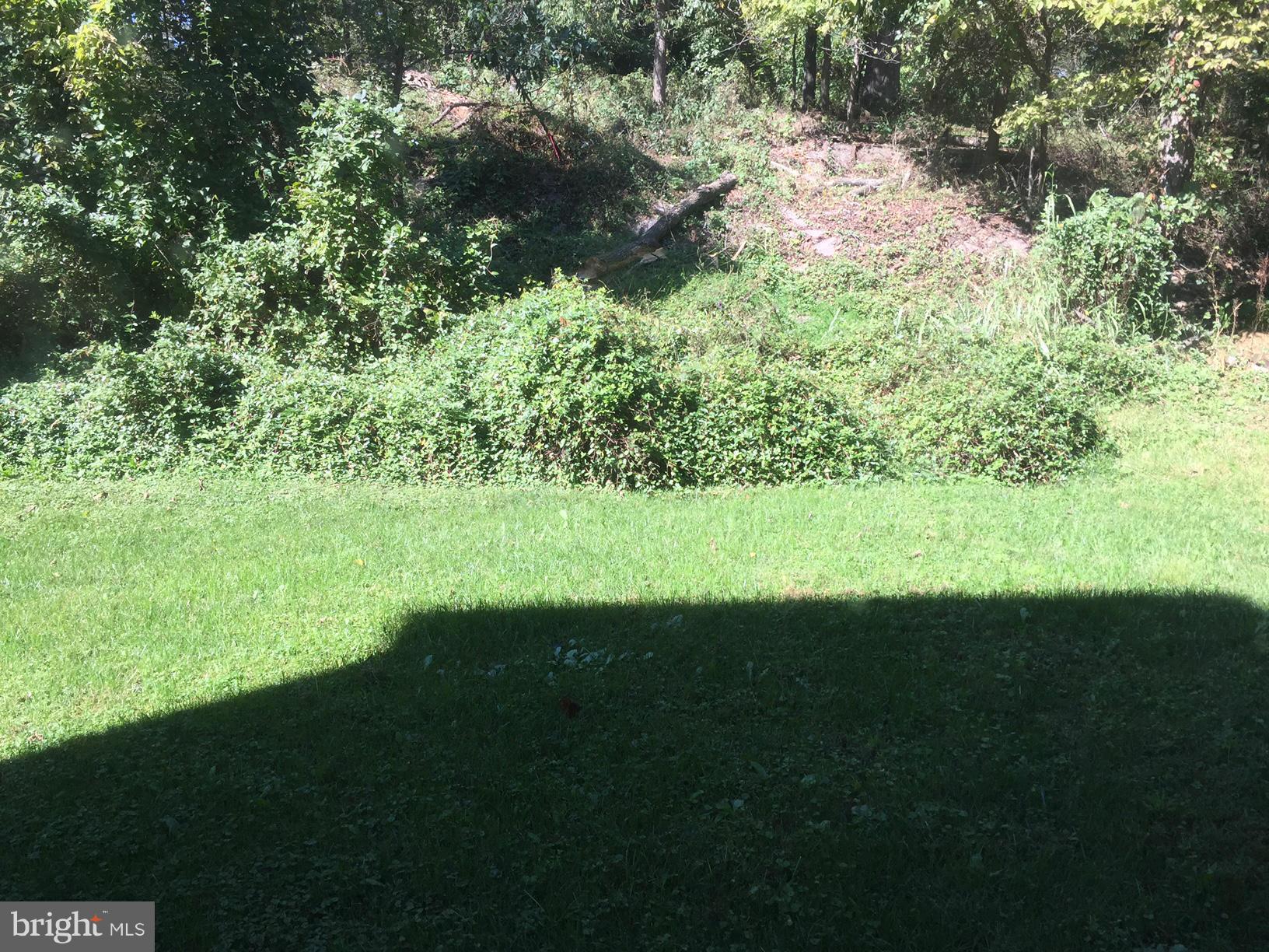 COLONIAL HILLS - Residential Lease